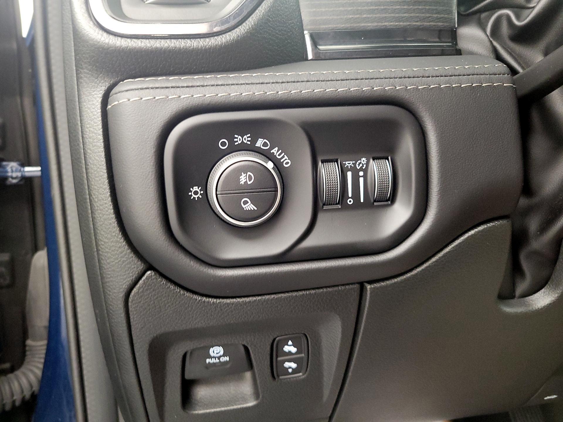 Thumbnail: 2023 RAM 1500 - 13