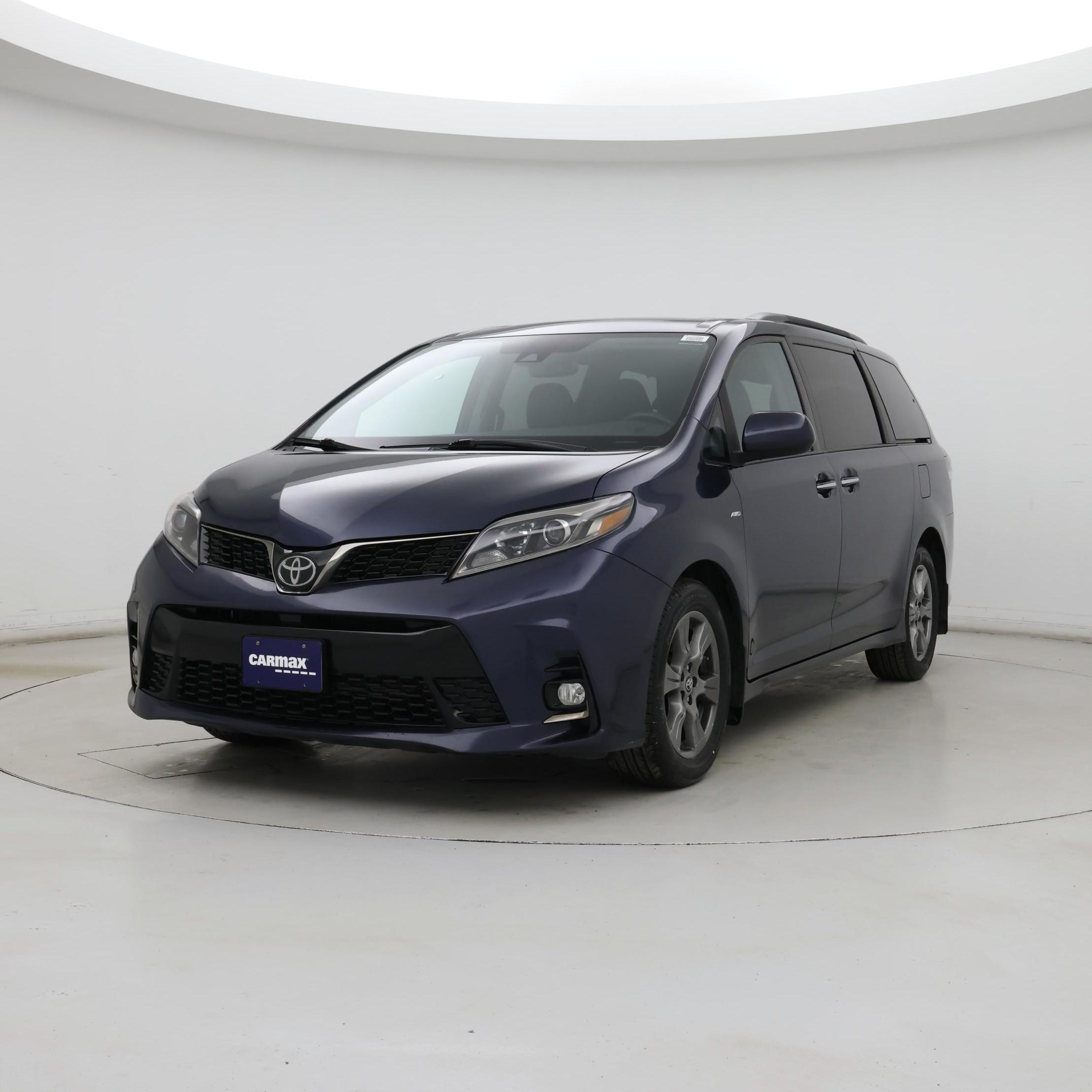 Thumbnail: 2019 Toyota Sienna - 4