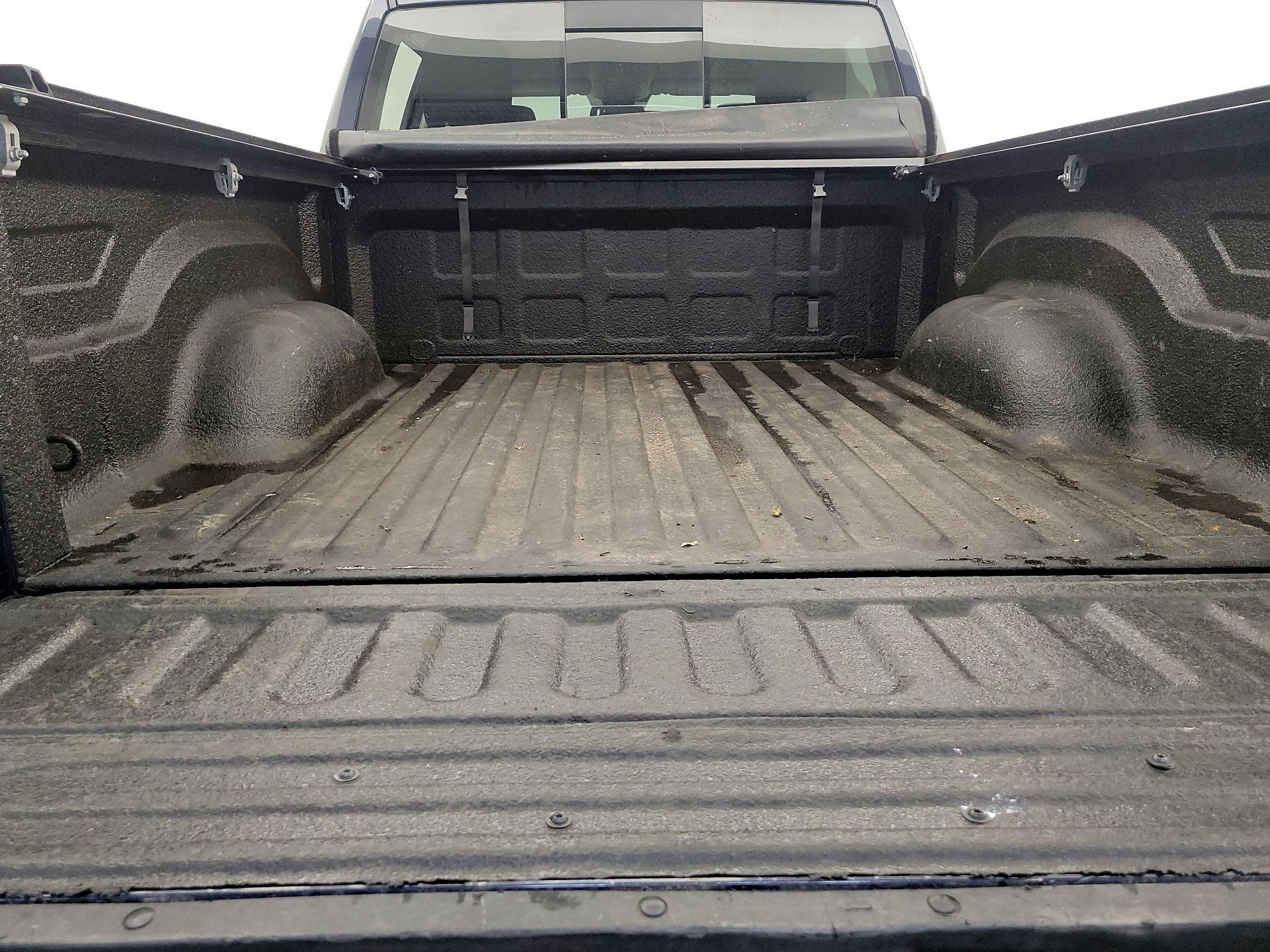 Thumbnail: 2019 RAM 1500 Classic - 19