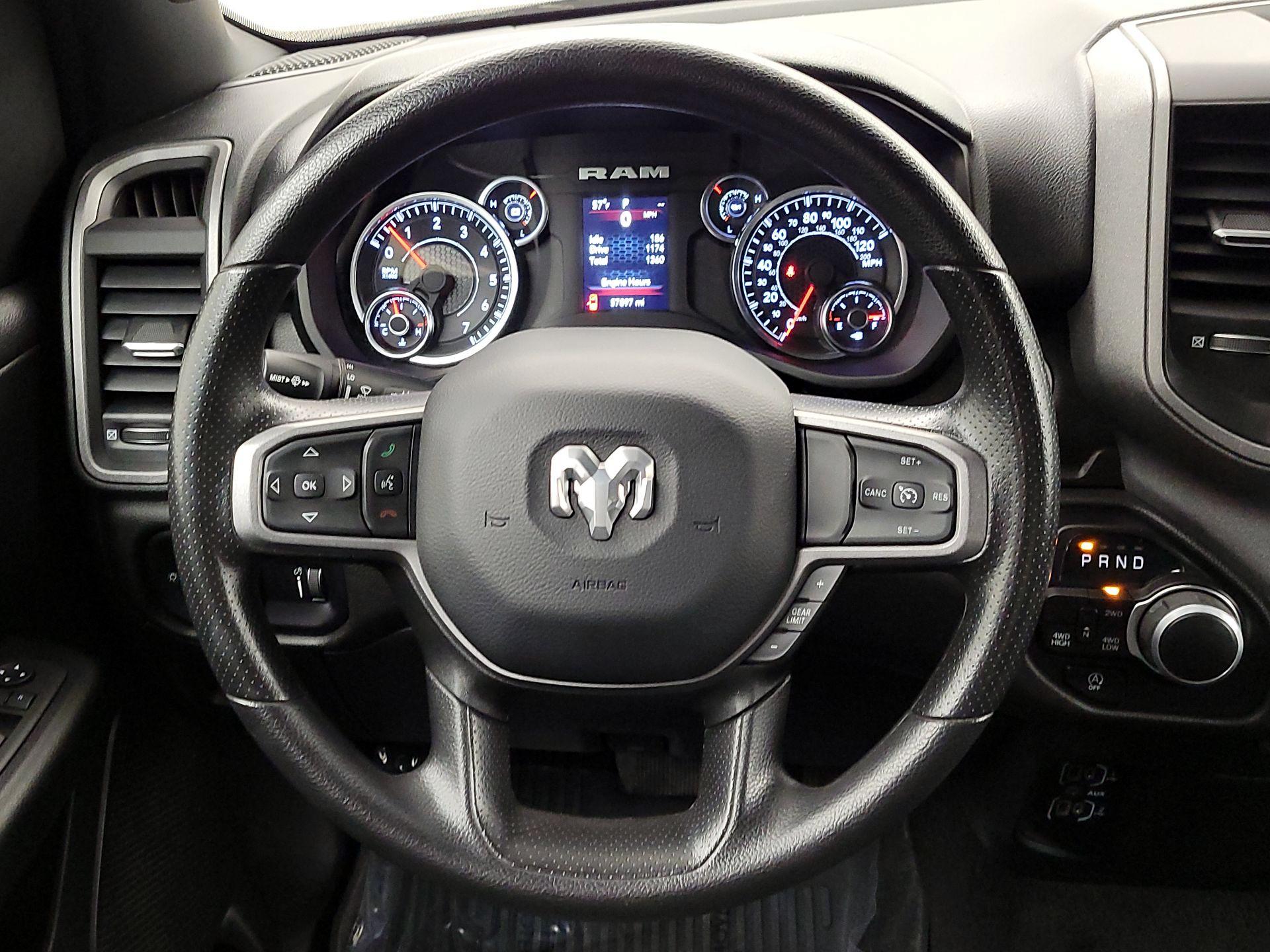 Thumbnail: 2024 RAM 1500 - 10