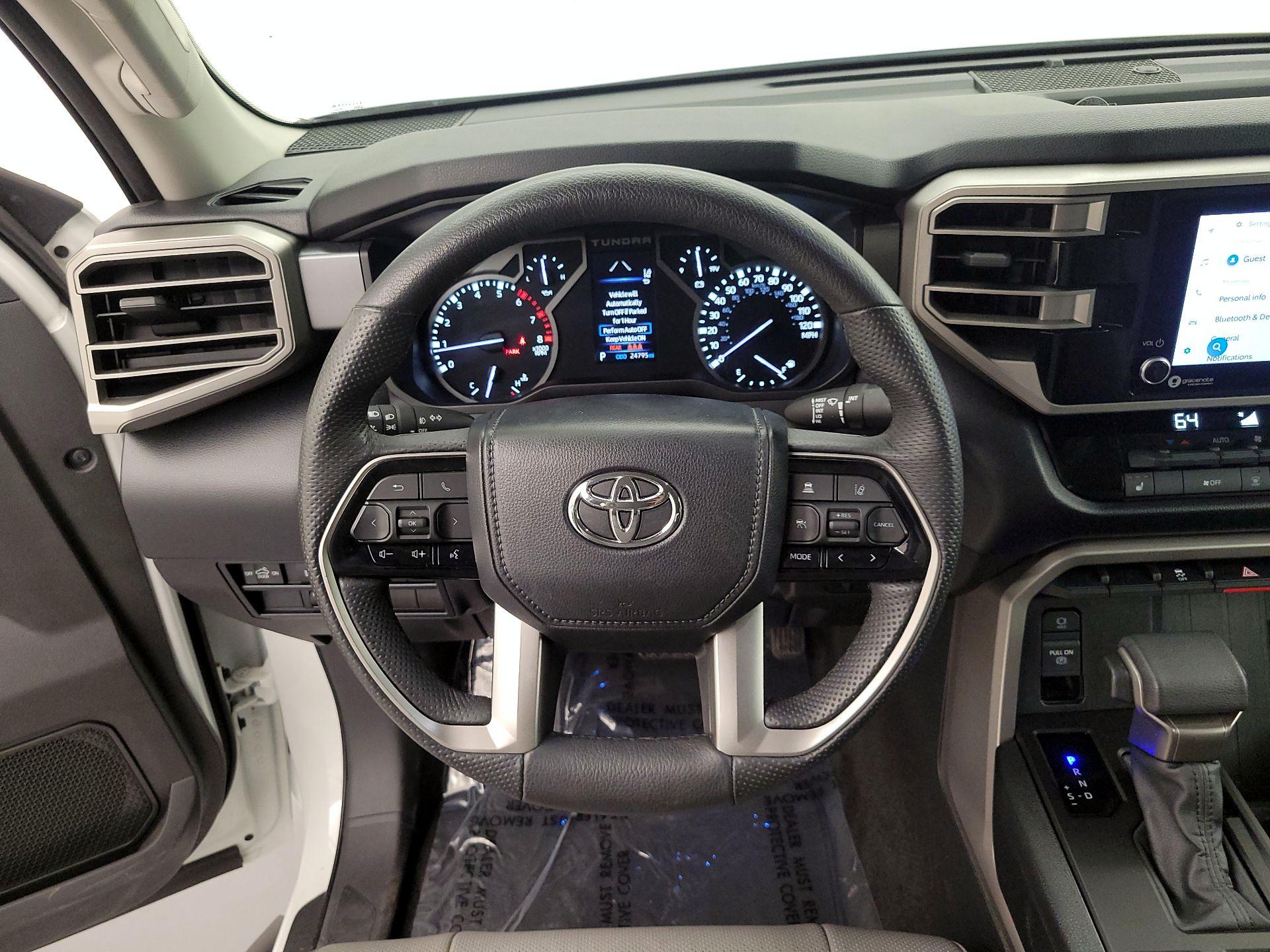 Thumbnail: 2024 Toyota Tundra - 10