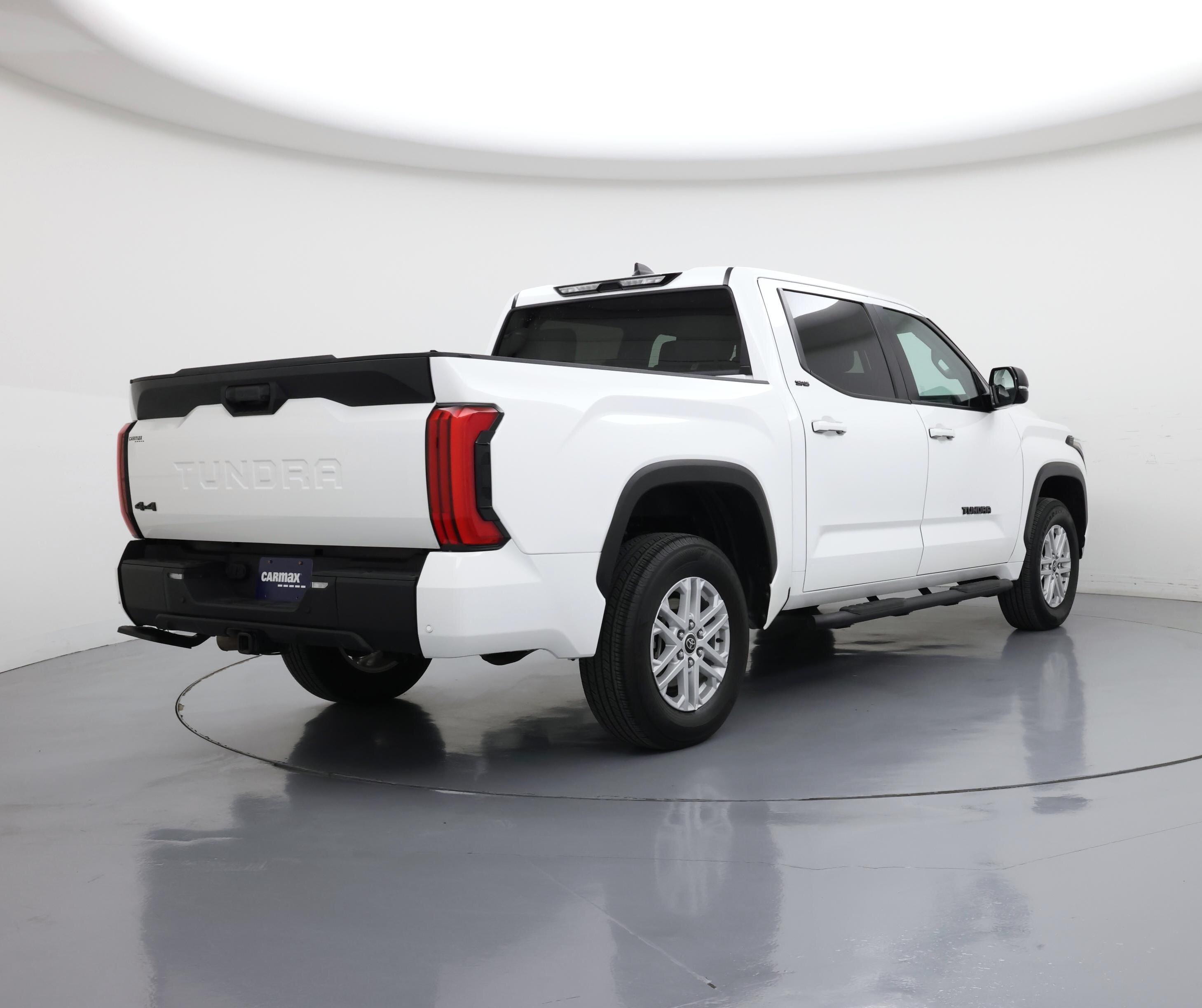 Thumbnail: 2024 Toyota Tundra - 8