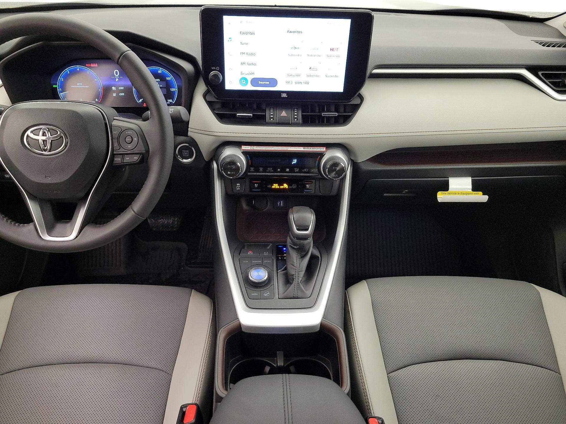 Thumbnail: 2025 Toyota RAV4 - 18