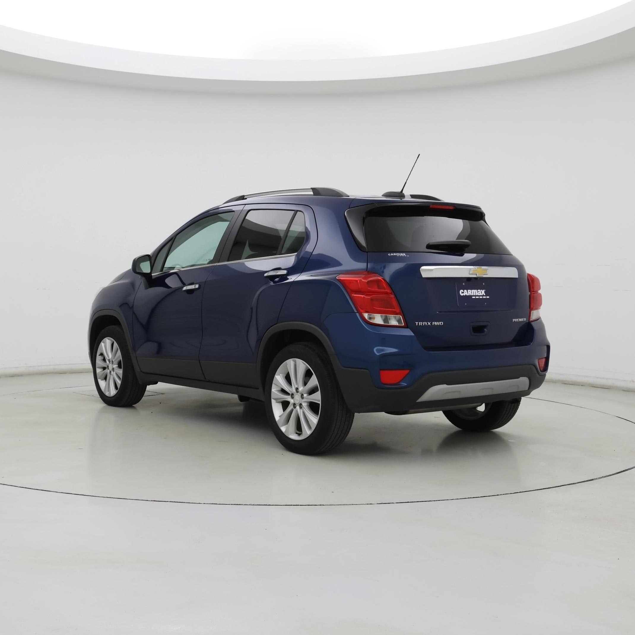 Thumbnail: 2019 Chevrolet Trax - 2