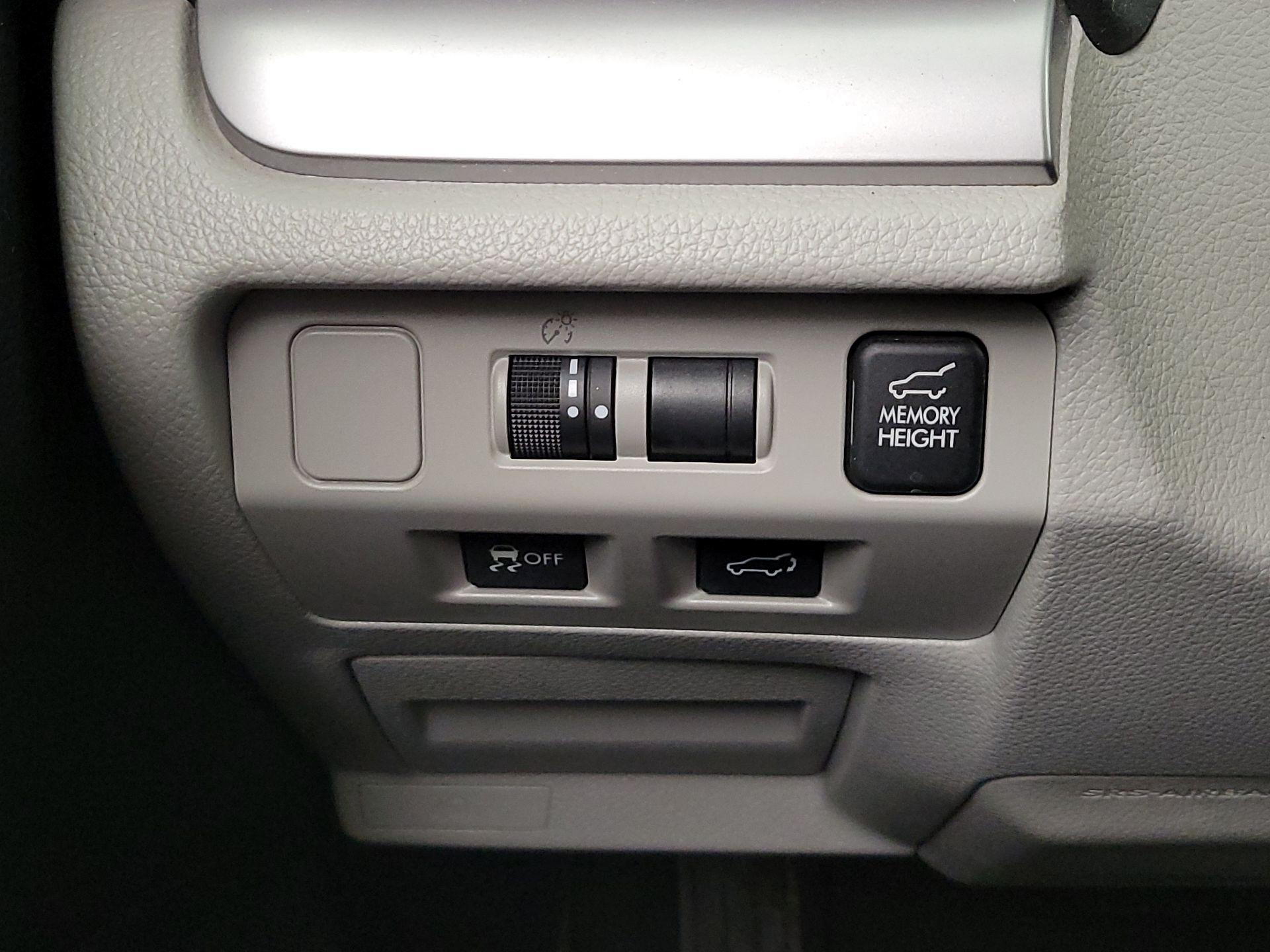 Thumbnail: 2016 Subaru Forester - 13