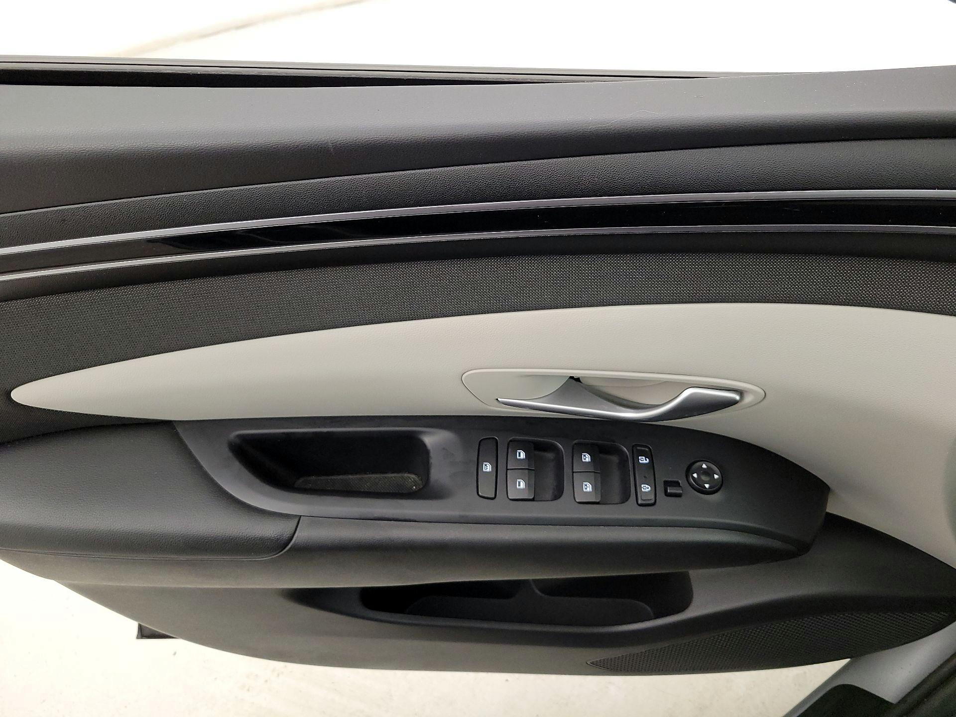 Thumbnail: 2023 Hyundai Tucson - 12