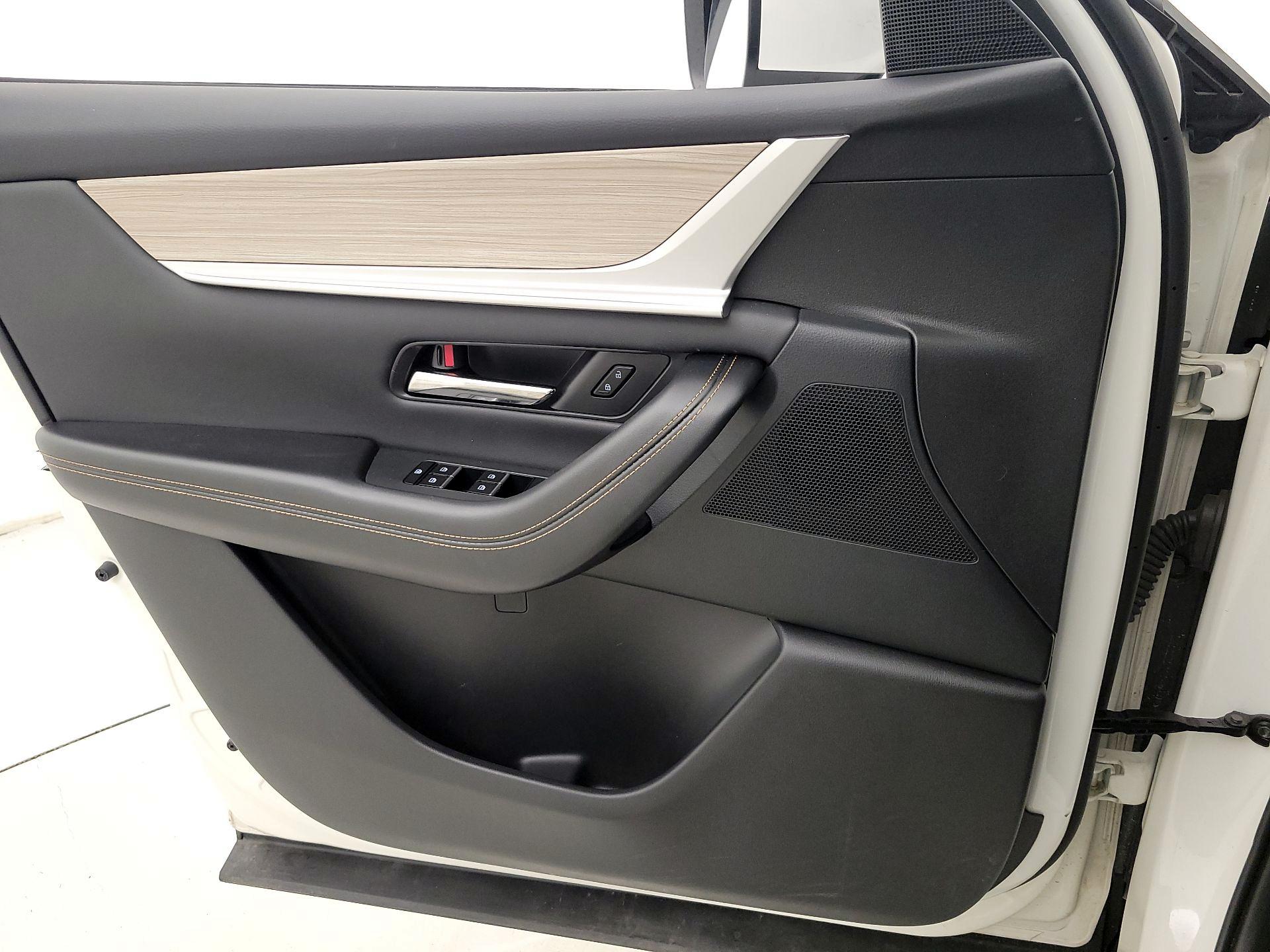 Thumbnail: 2024 Mazda CX-90 - 12