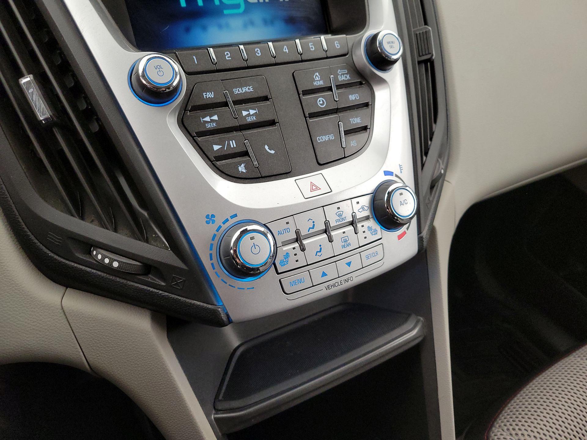 Thumbnail: 2016 Chevrolet Equinox - 15