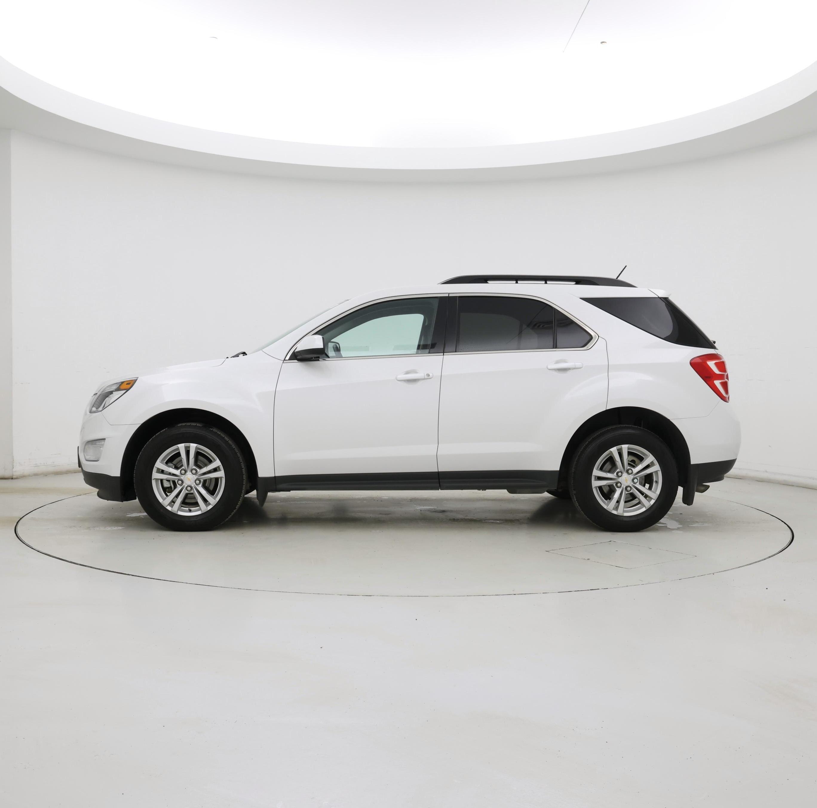 Thumbnail: 2016 Chevrolet Equinox - 3