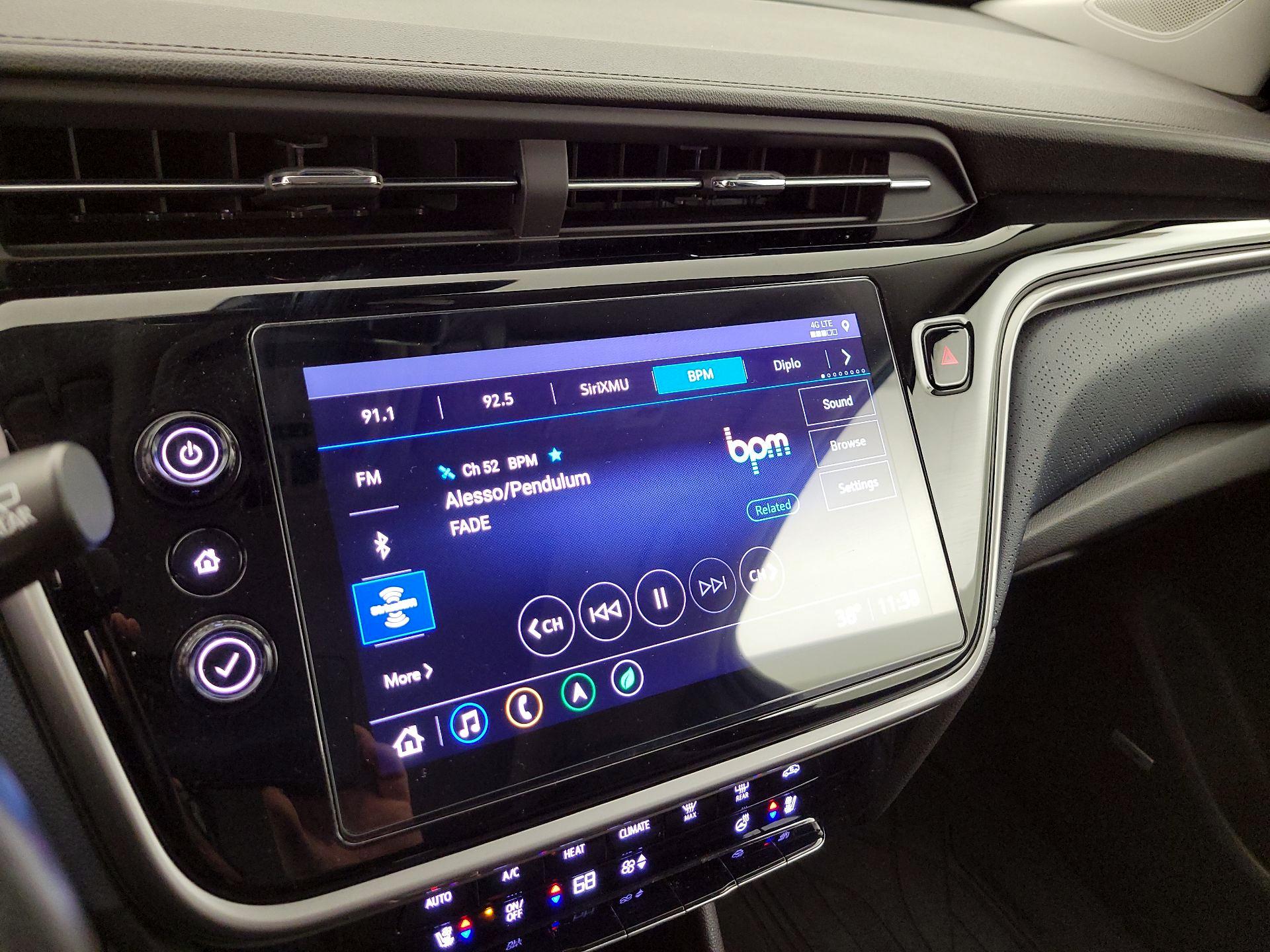 Thumbnail: 2022 Chevrolet Bolt EUV - 16