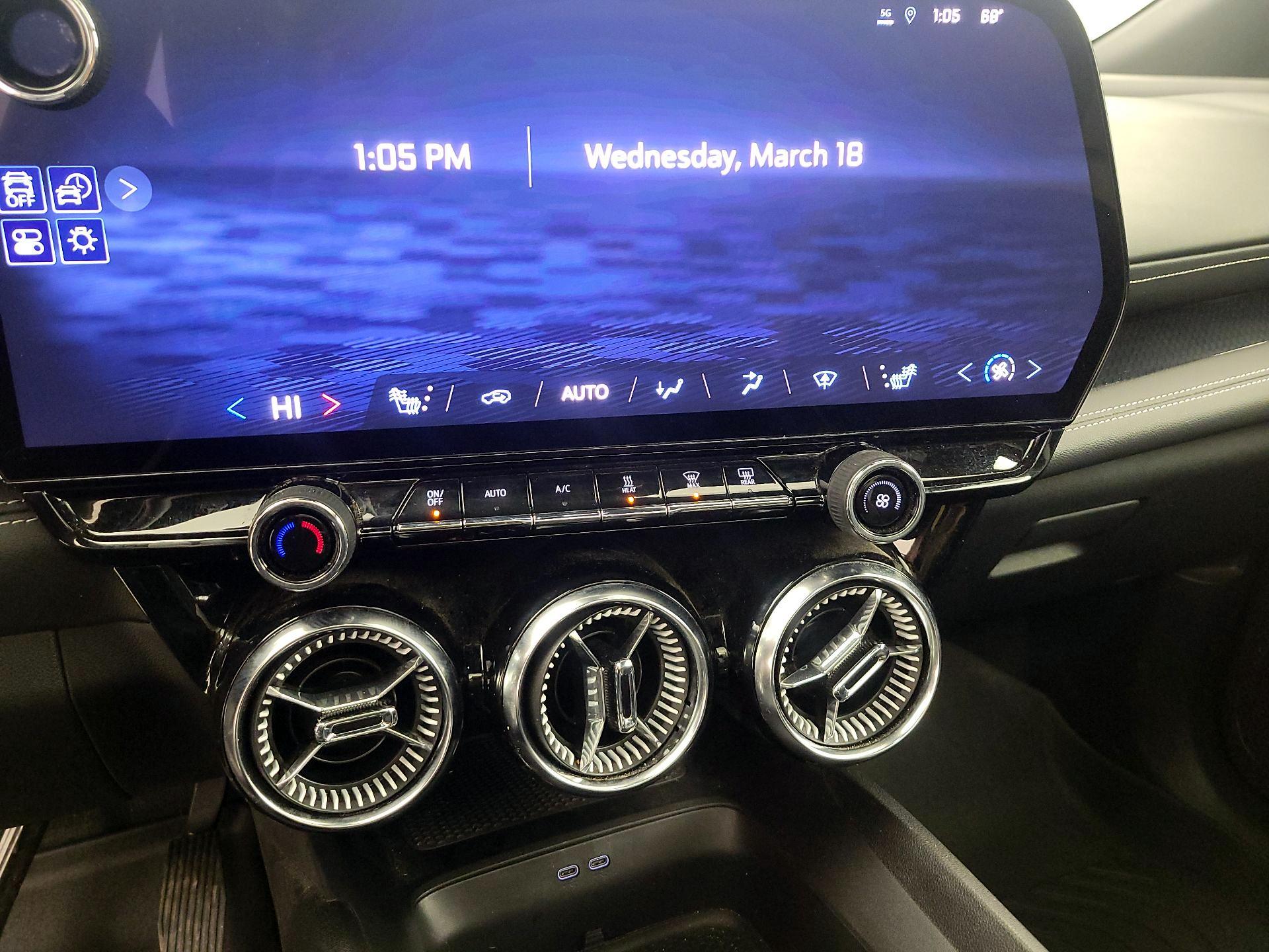 Thumbnail: 2024 Chevrolet Blazer EV - 17