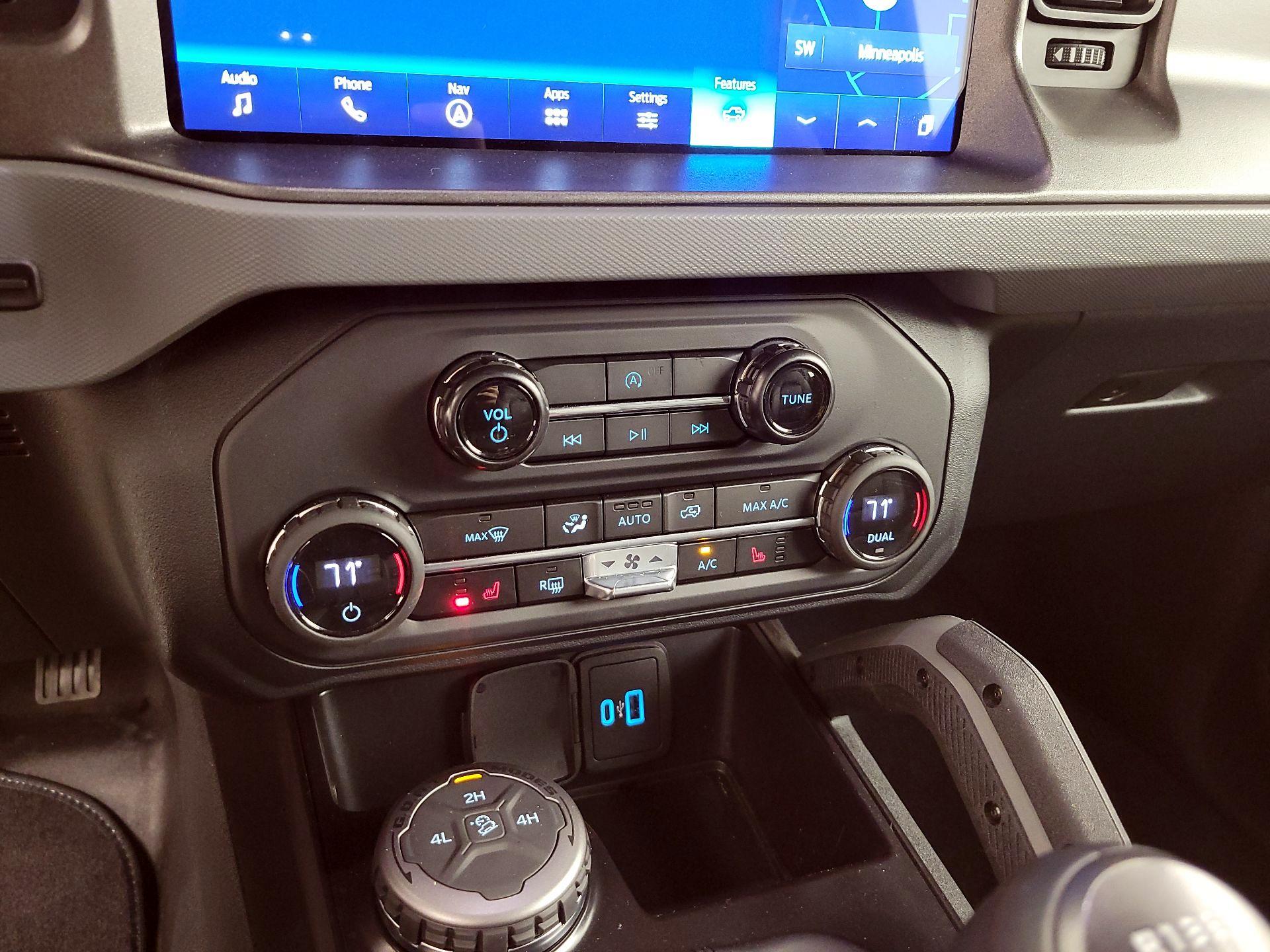 Thumbnail: 2024 Ford Bronco - 17