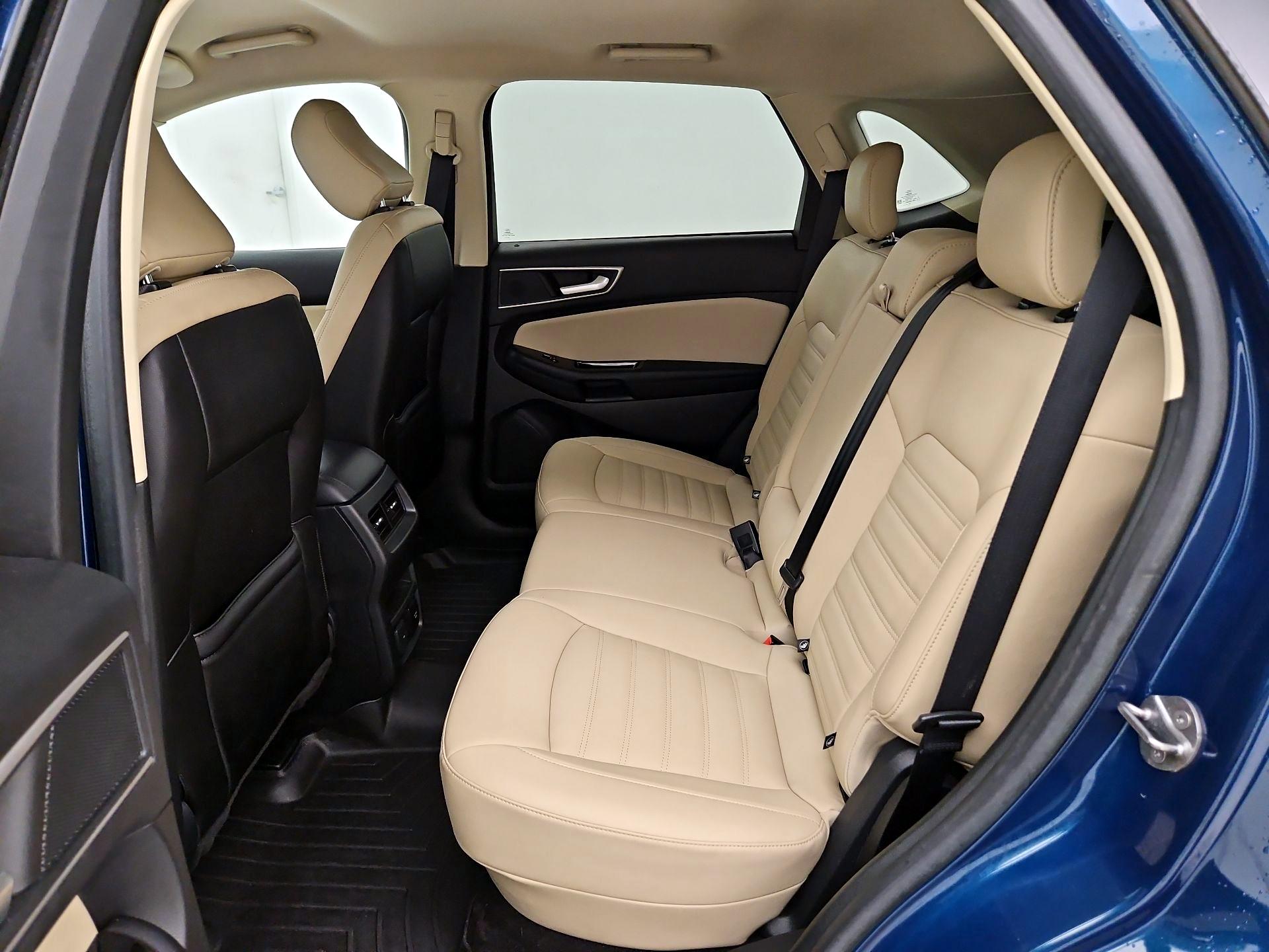 Thumbnail: 2020 Ford Edge - 20