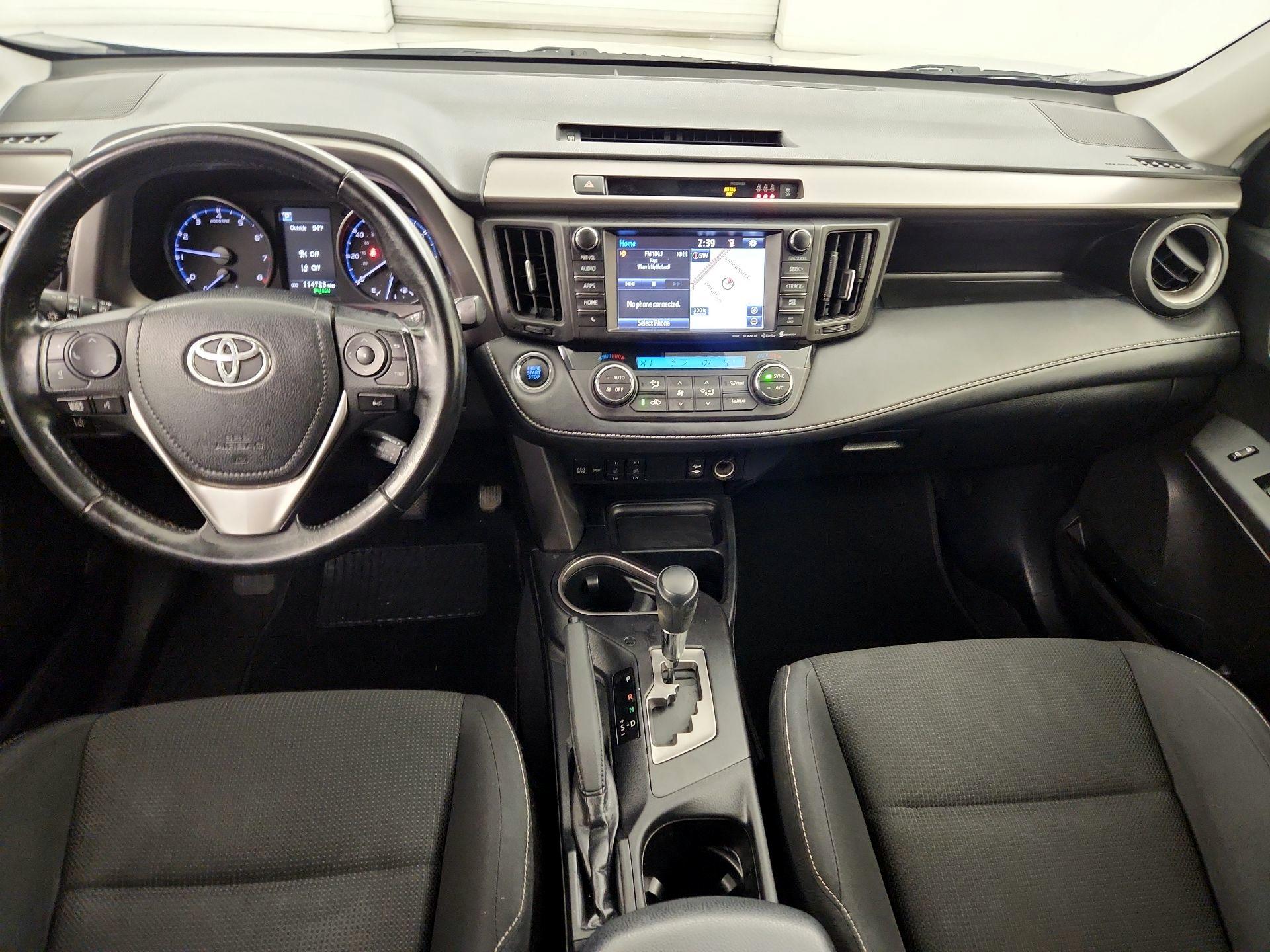 Thumbnail: 2018 Toyota RAV4 - 9