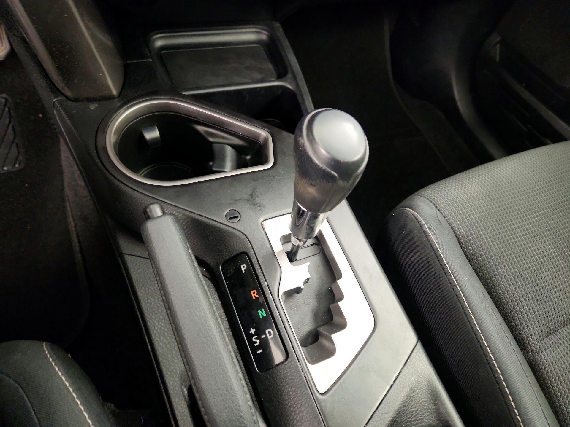 Thumbnail: 2018 Toyota RAV4 - 18