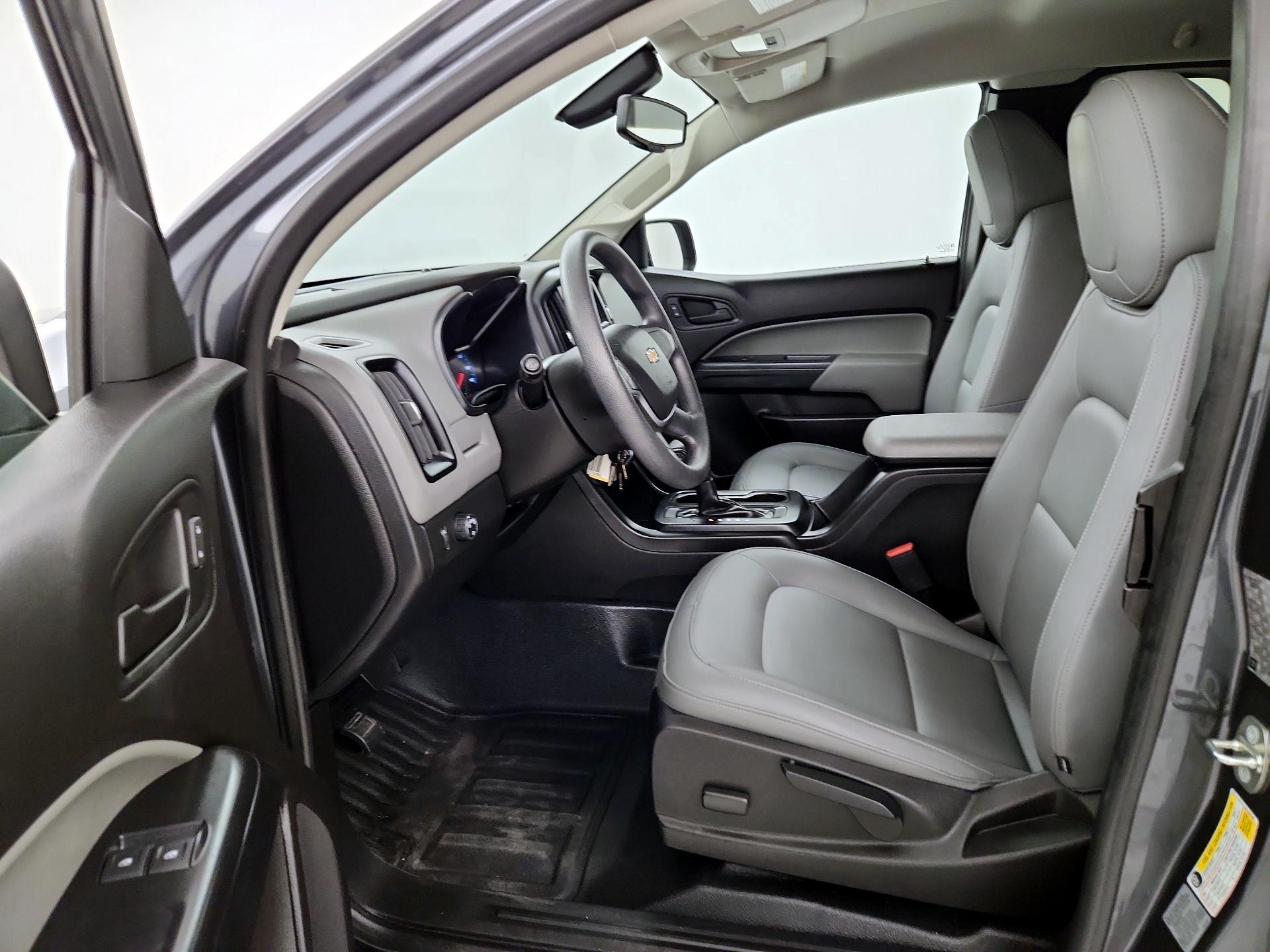 Thumbnail: 2017 Chevrolet Colorado - 11