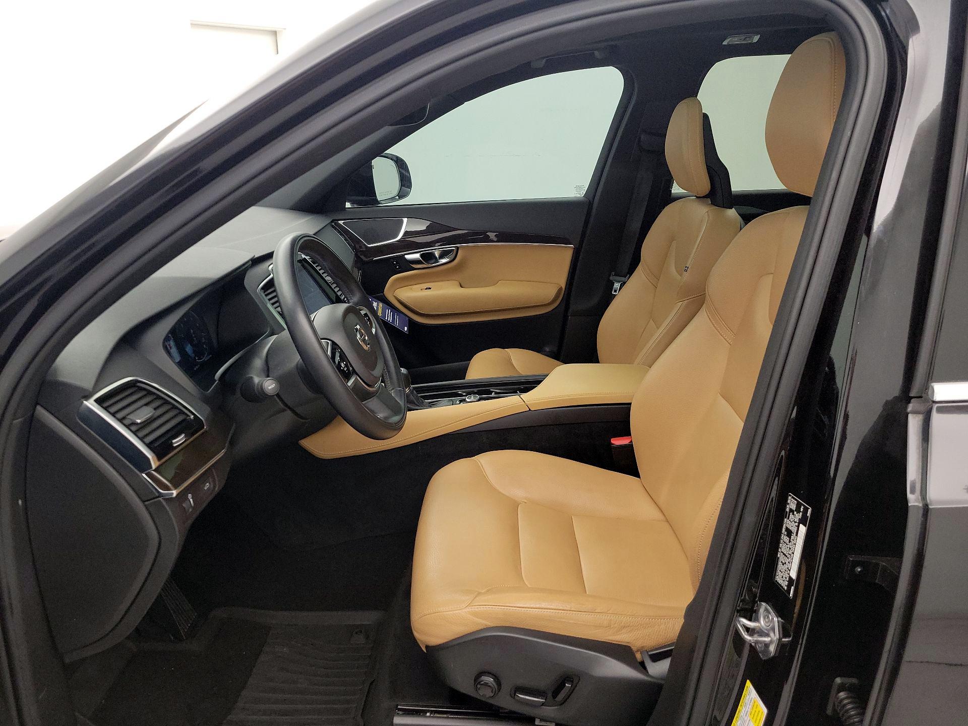 Thumbnail: 2017 Volvo XC90 - 11