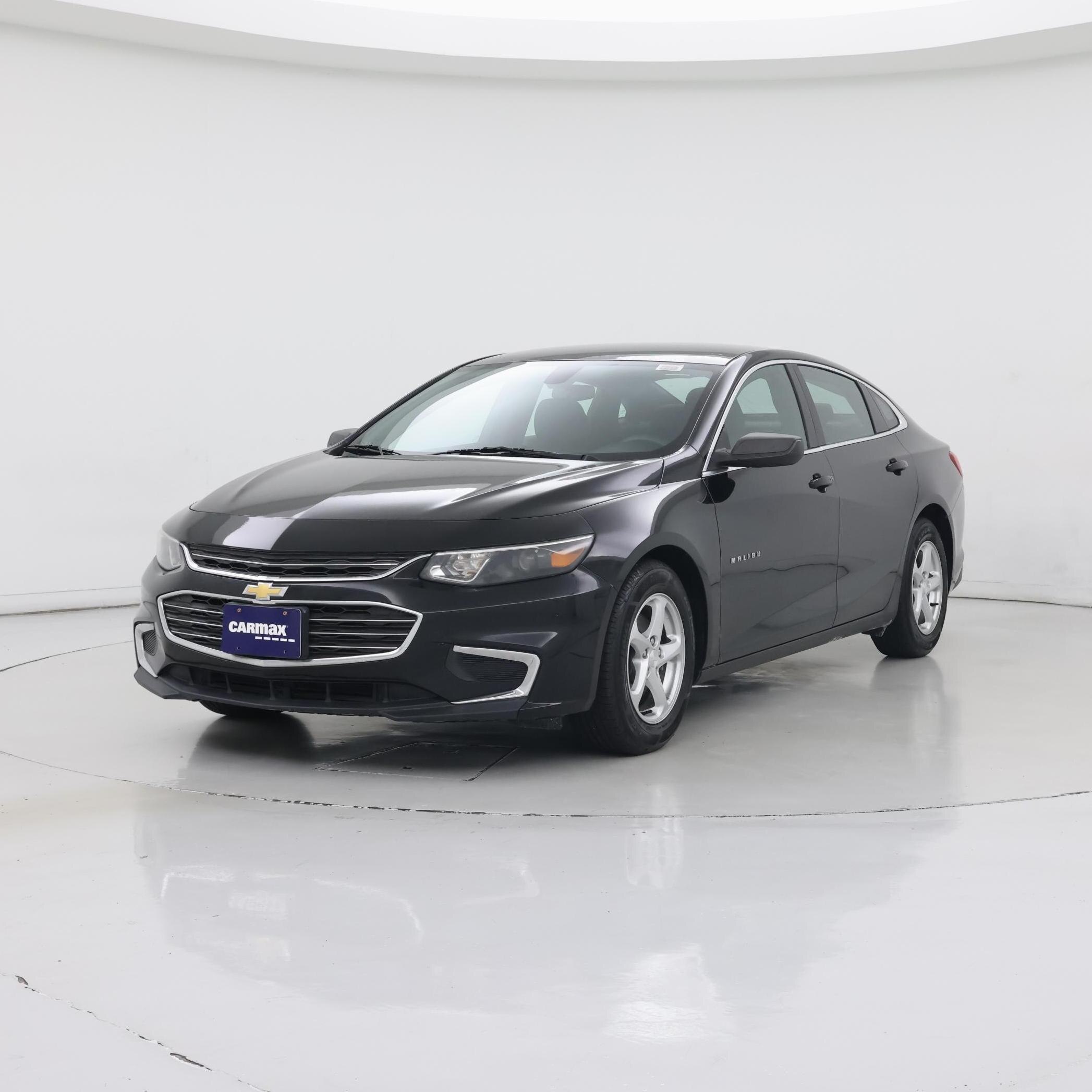 Thumbnail: 2017 Chevrolet Malibu - 4