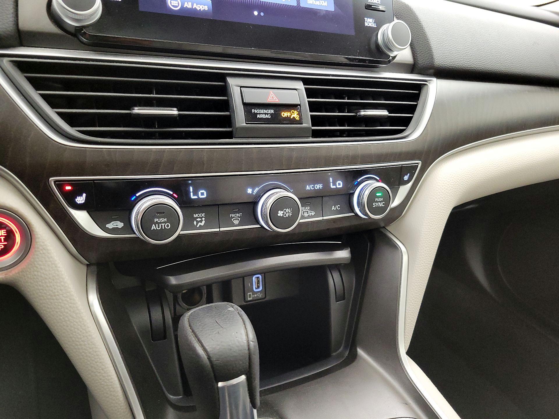 Thumbnail: 2018 Honda Accord - 16