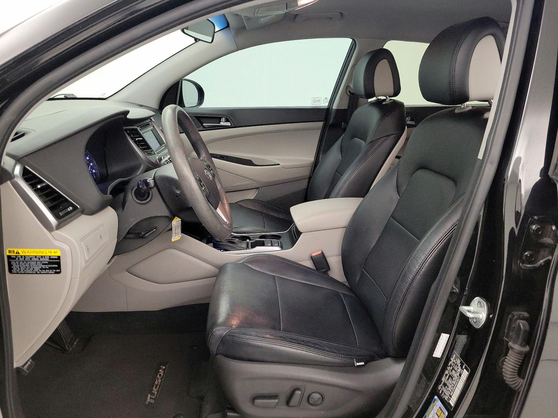 Thumbnail: 2017 Hyundai Tucson - 11