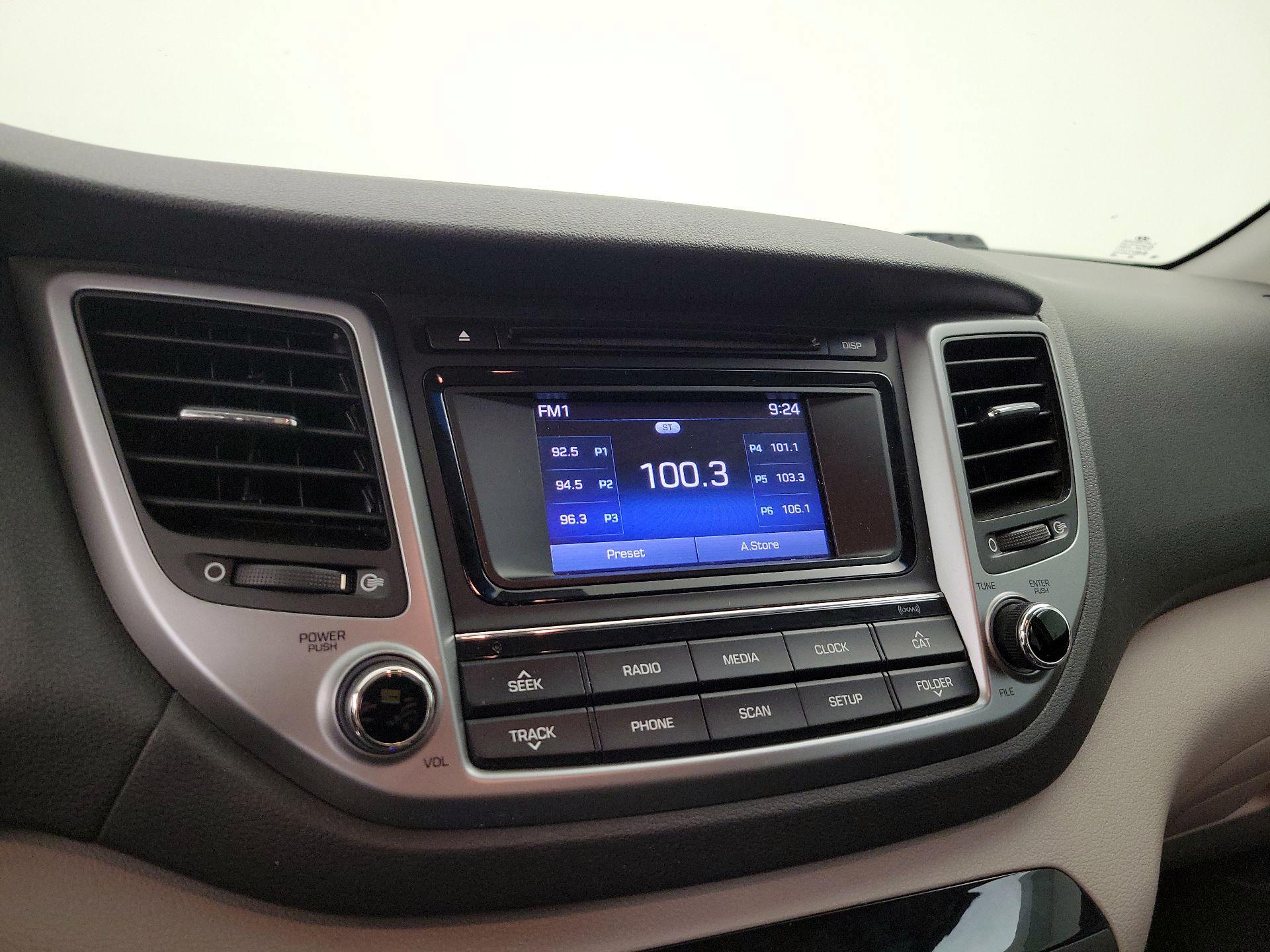 Thumbnail: 2017 Hyundai Tucson - 15