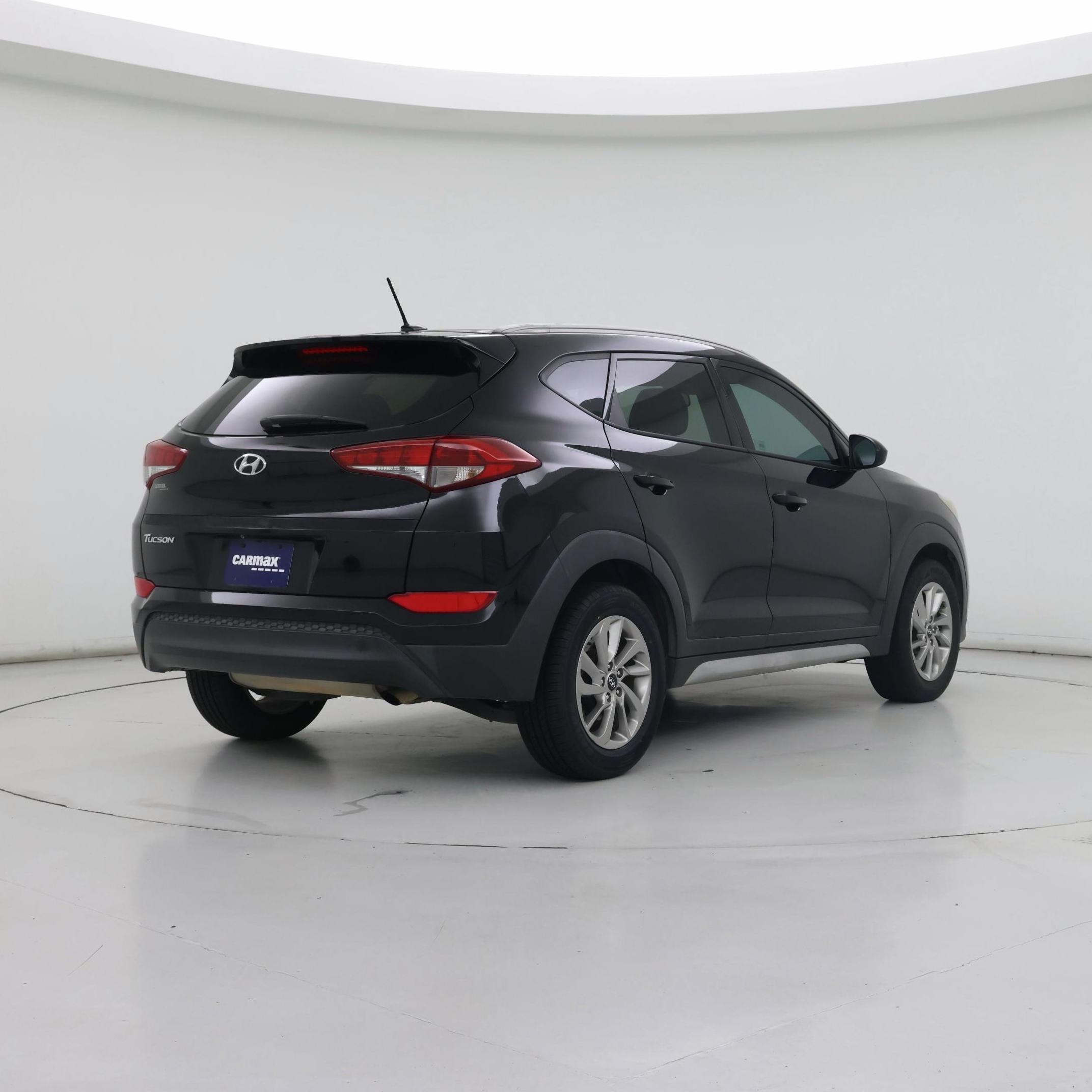 Thumbnail: 2017 Hyundai Tucson - 8
