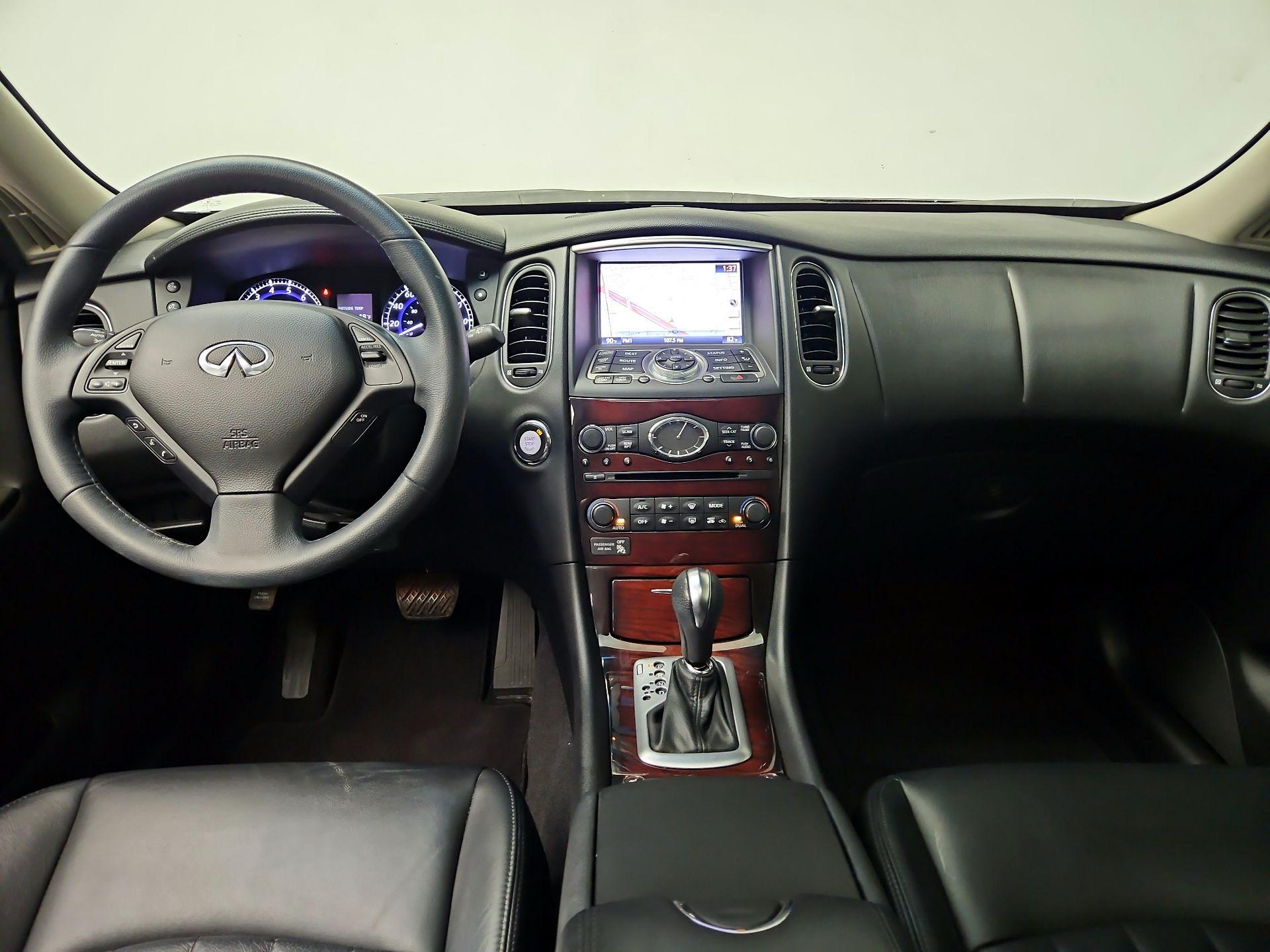 Thumbnail: 2016 INFINITI QX50 - 9