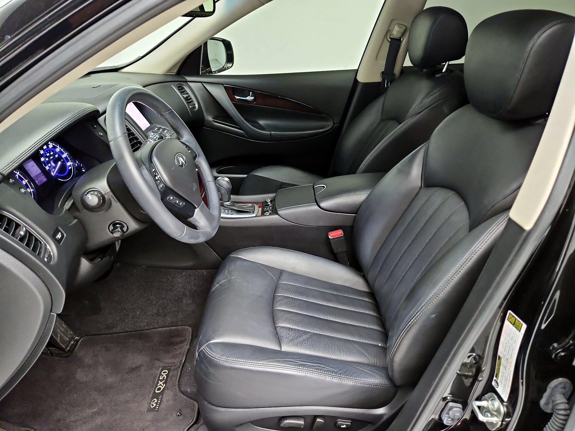 Thumbnail: 2016 INFINITI QX50 - 11