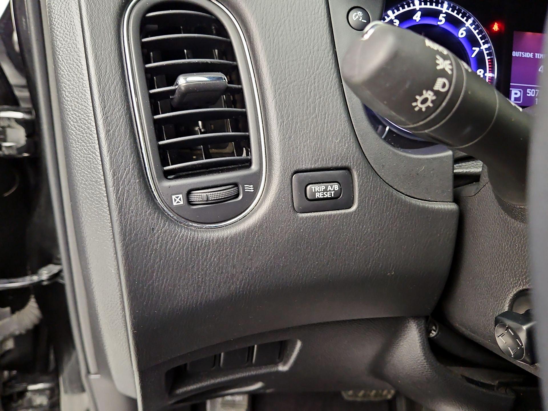 Thumbnail: 2016 INFINITI QX50 - 13