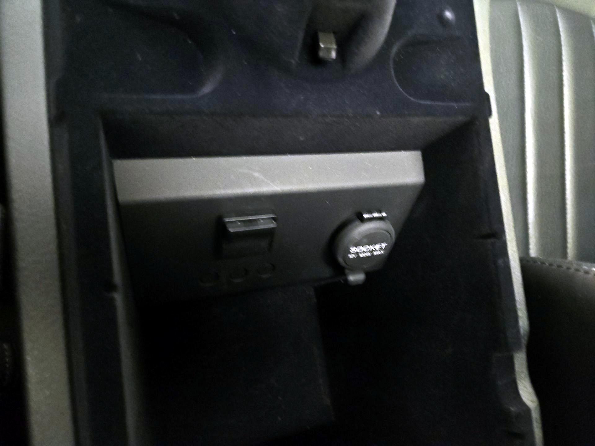 Thumbnail: 2016 INFINITI QX50 - 19