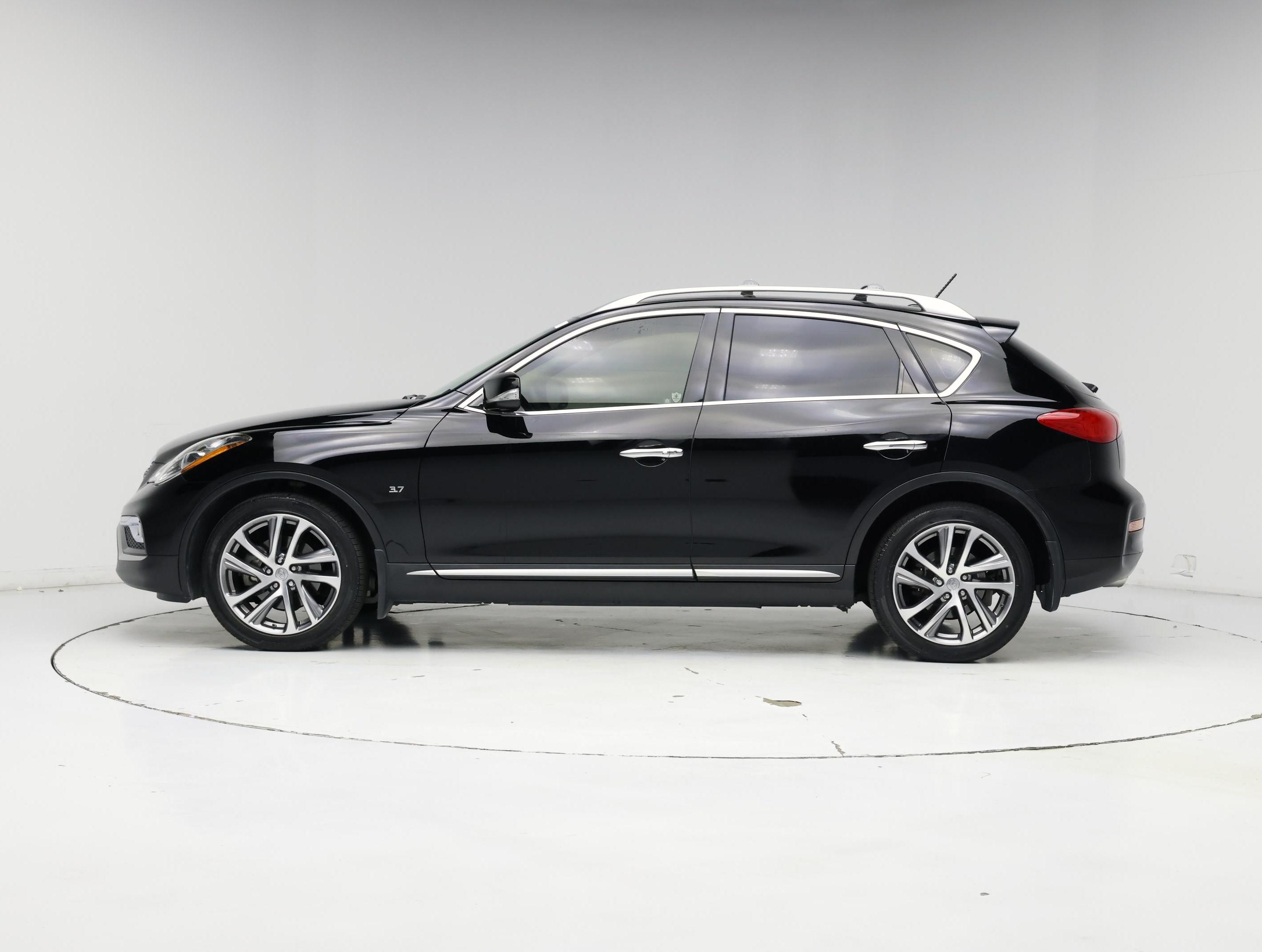 Thumbnail: 2016 INFINITI QX50 - 3