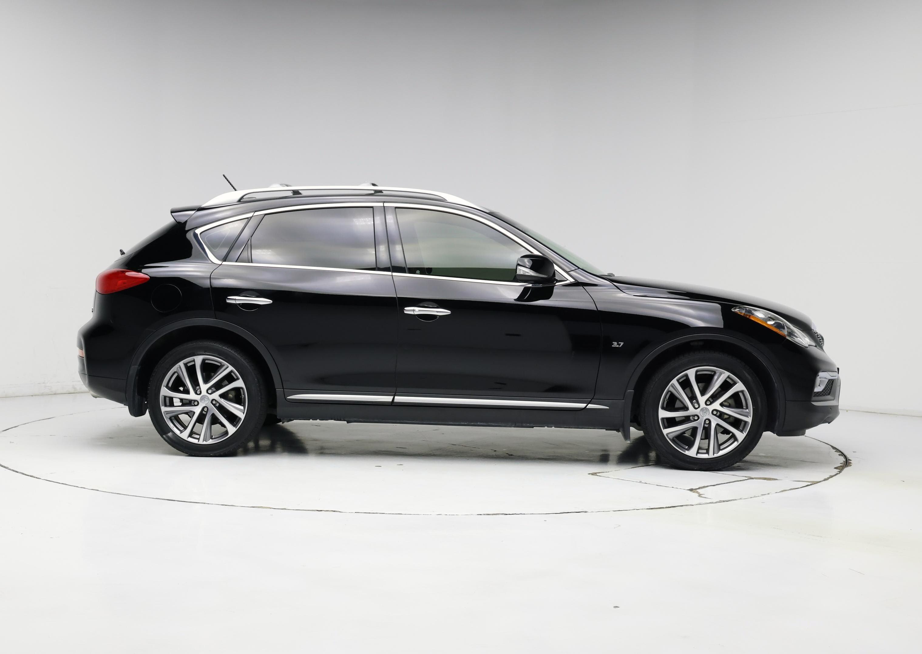 Thumbnail: 2016 INFINITI QX50 - 7