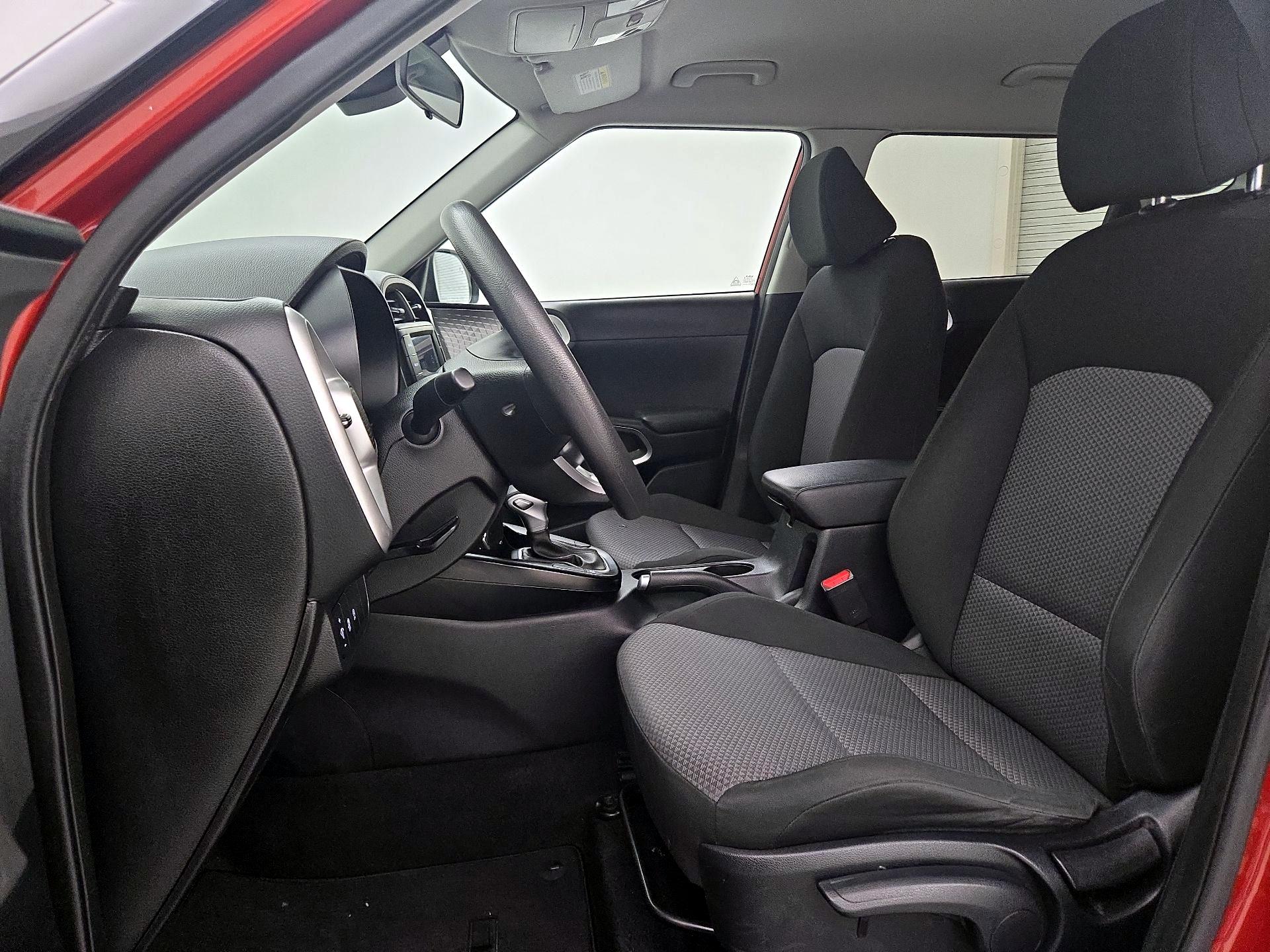 Thumbnail: 2024 Kia Soul - 11