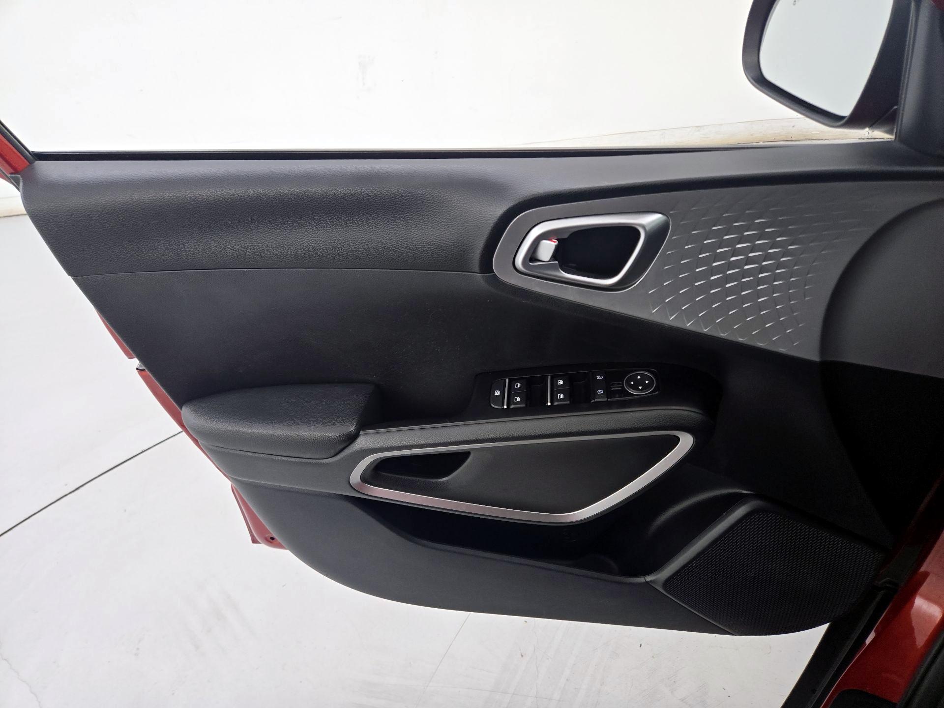 Thumbnail: 2024 Kia Soul - 12