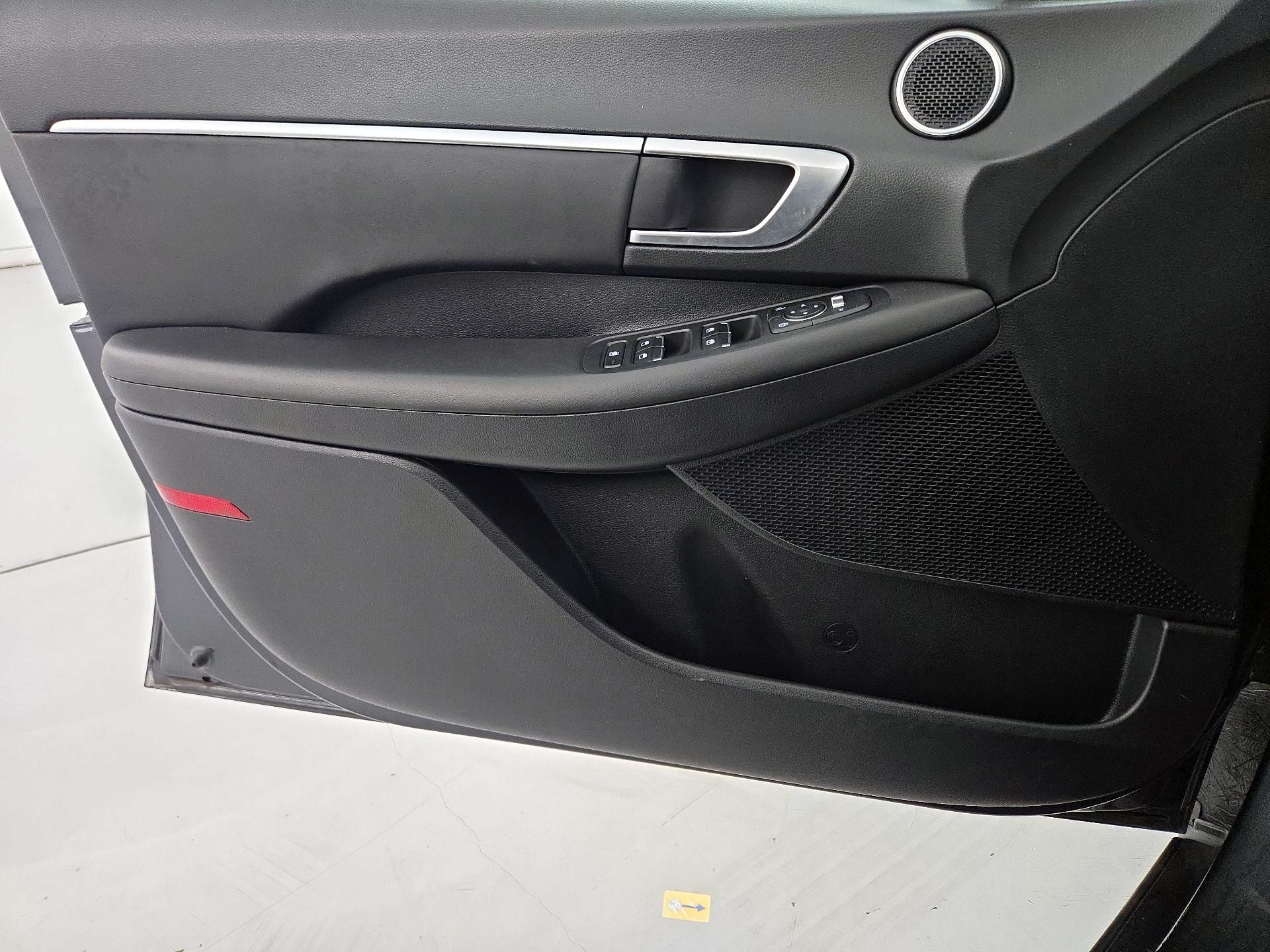 Thumbnail: 2023 Hyundai Sonata - 12