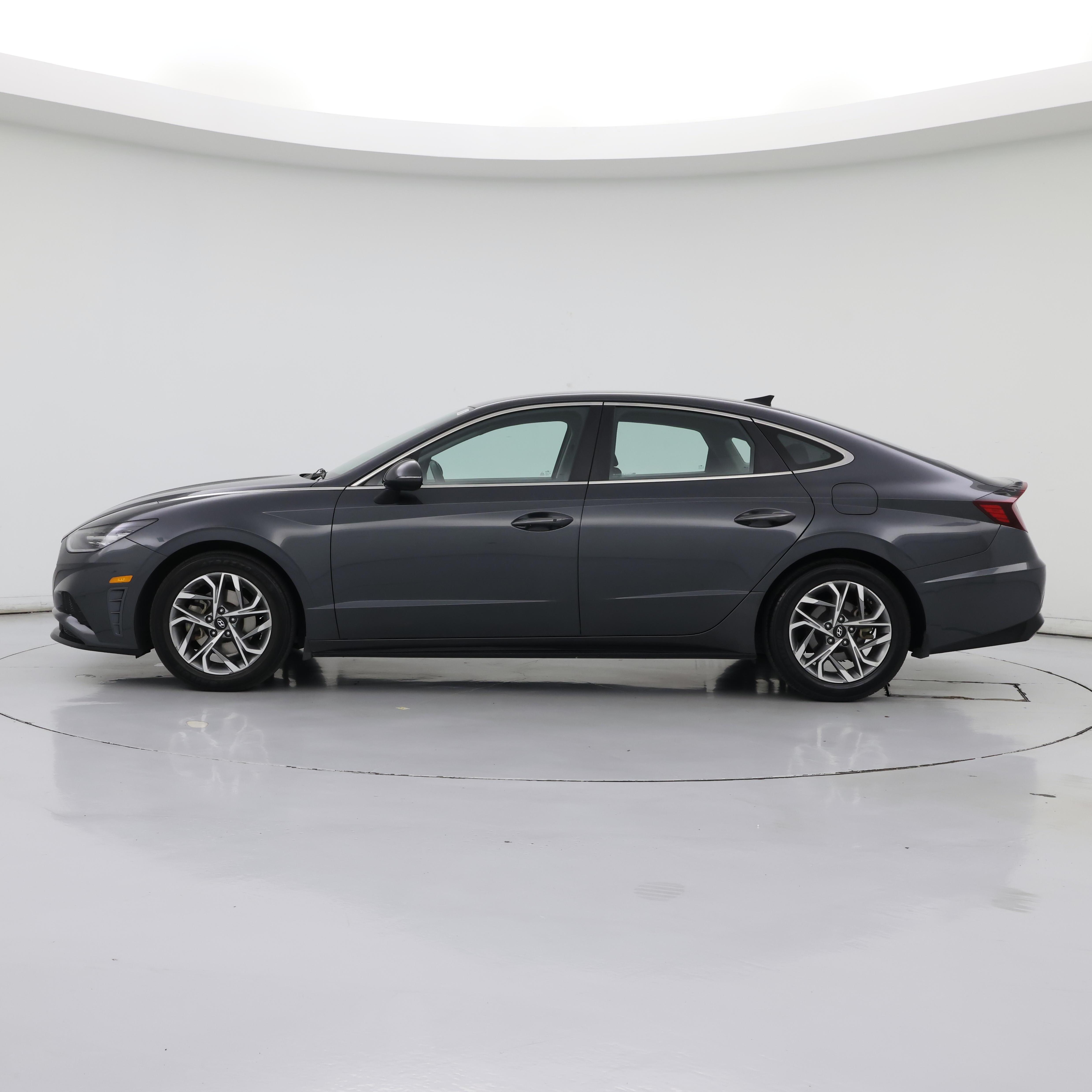 Thumbnail: 2023 Hyundai Sonata - 3