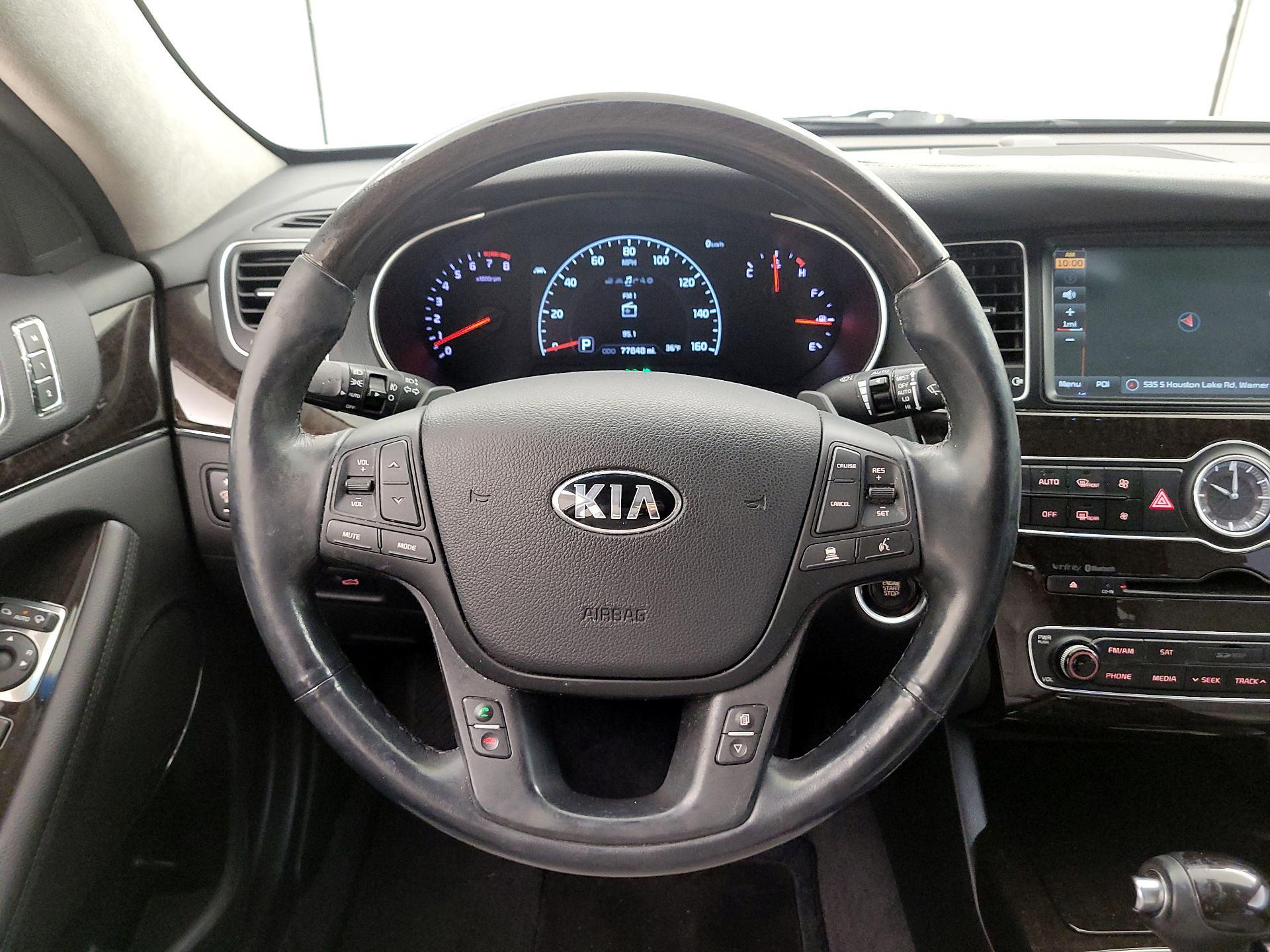 Thumbnail: 2016 Kia Cadenza - 10