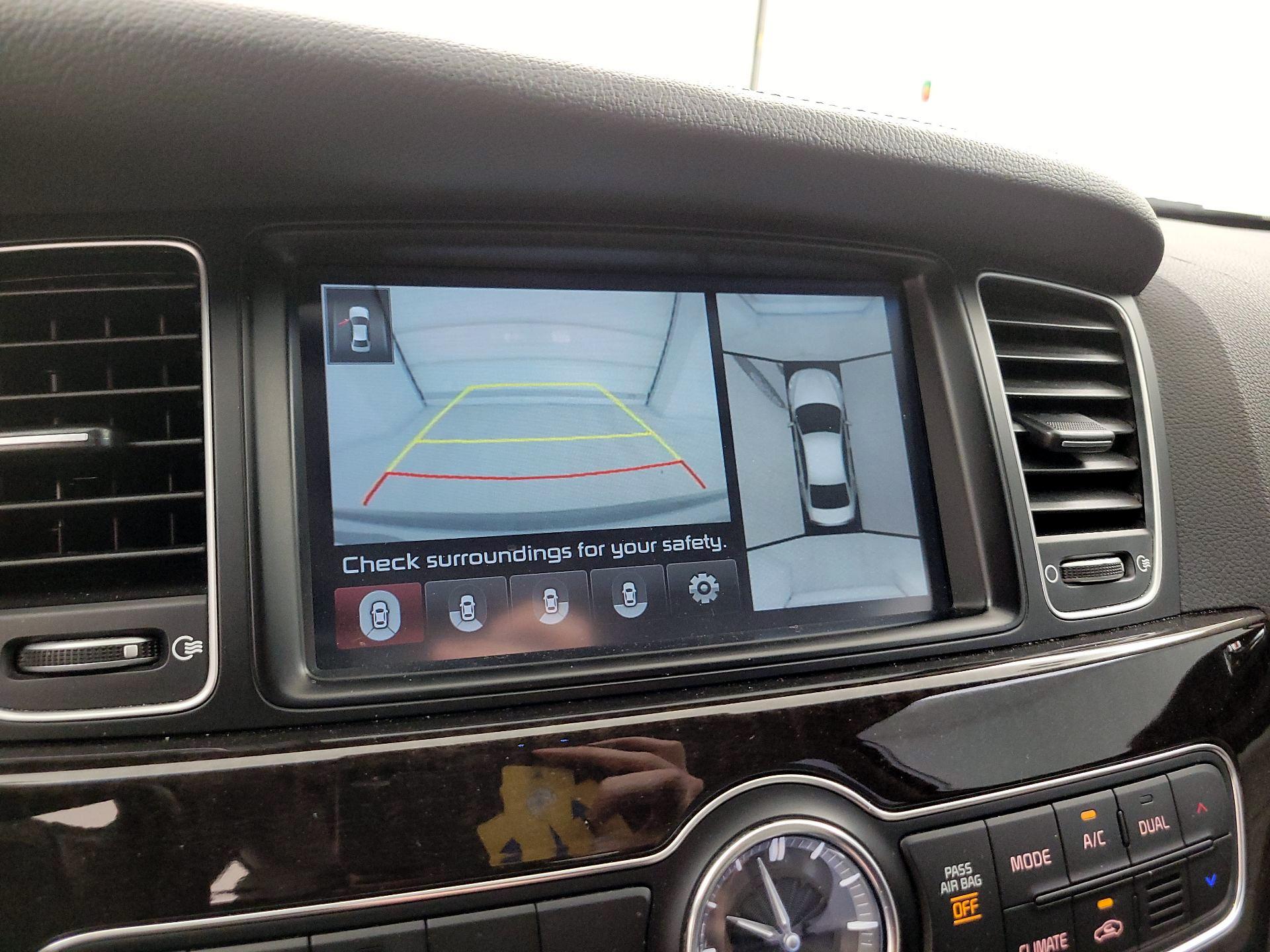 Thumbnail: 2016 Kia Cadenza - 15