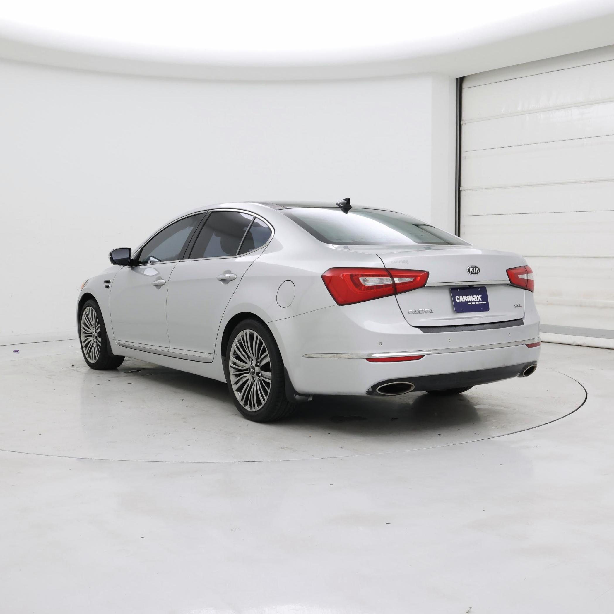 Thumbnail: 2016 Kia Cadenza - 2