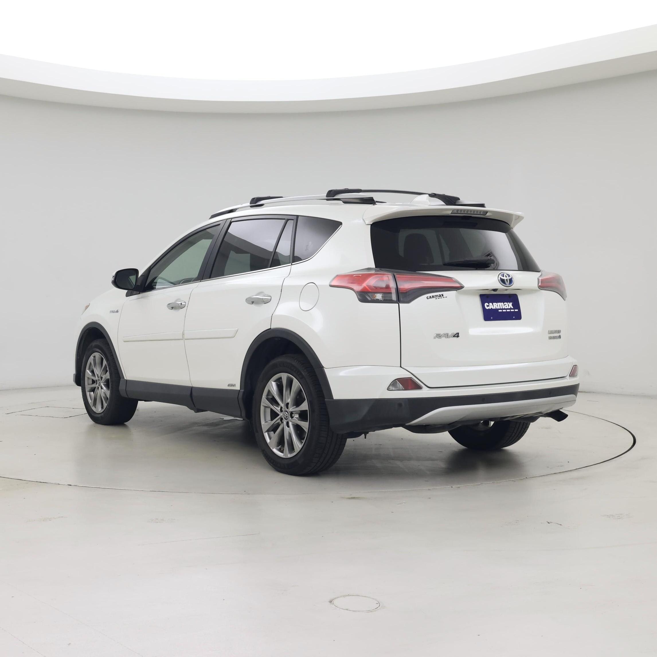 Thumbnail: 2016 Toyota RAV4 - 2