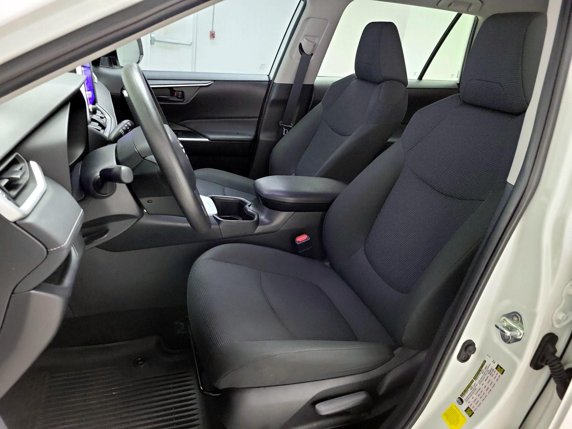 Thumbnail: 2024 Toyota RAV4 - 11