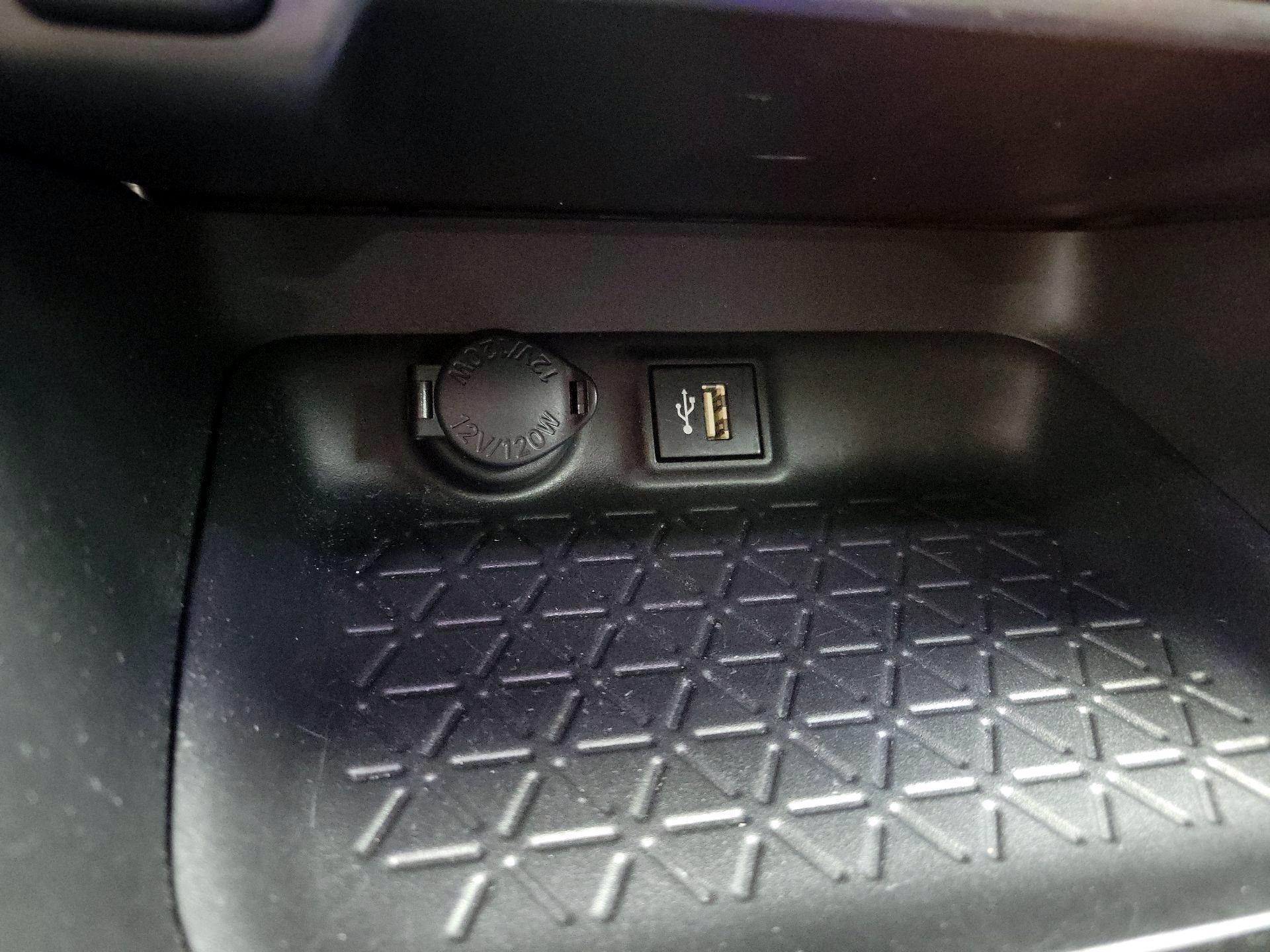 Thumbnail: 2024 Toyota RAV4 - 19