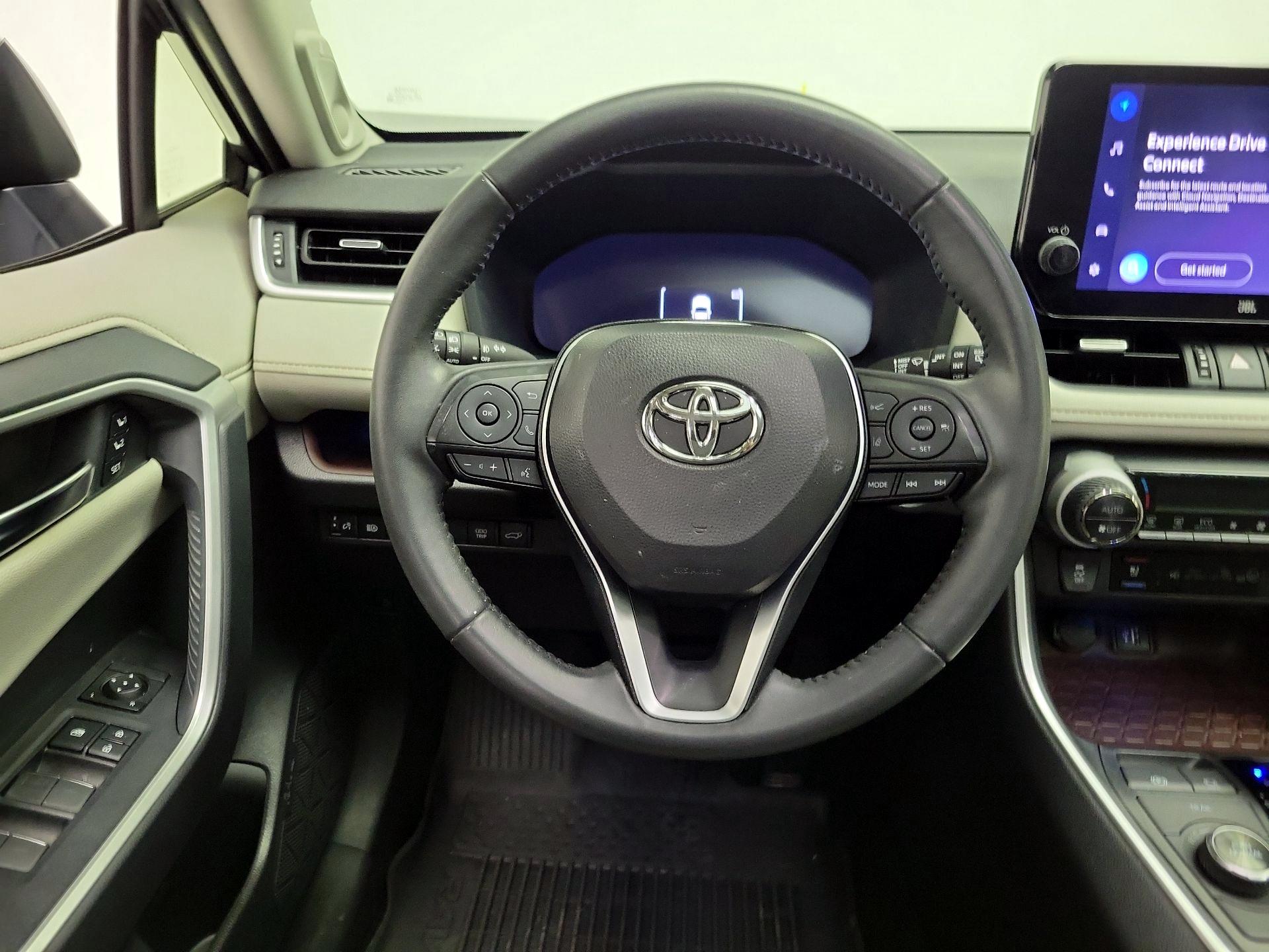 Thumbnail: 2023 Toyota RAV4 - 10