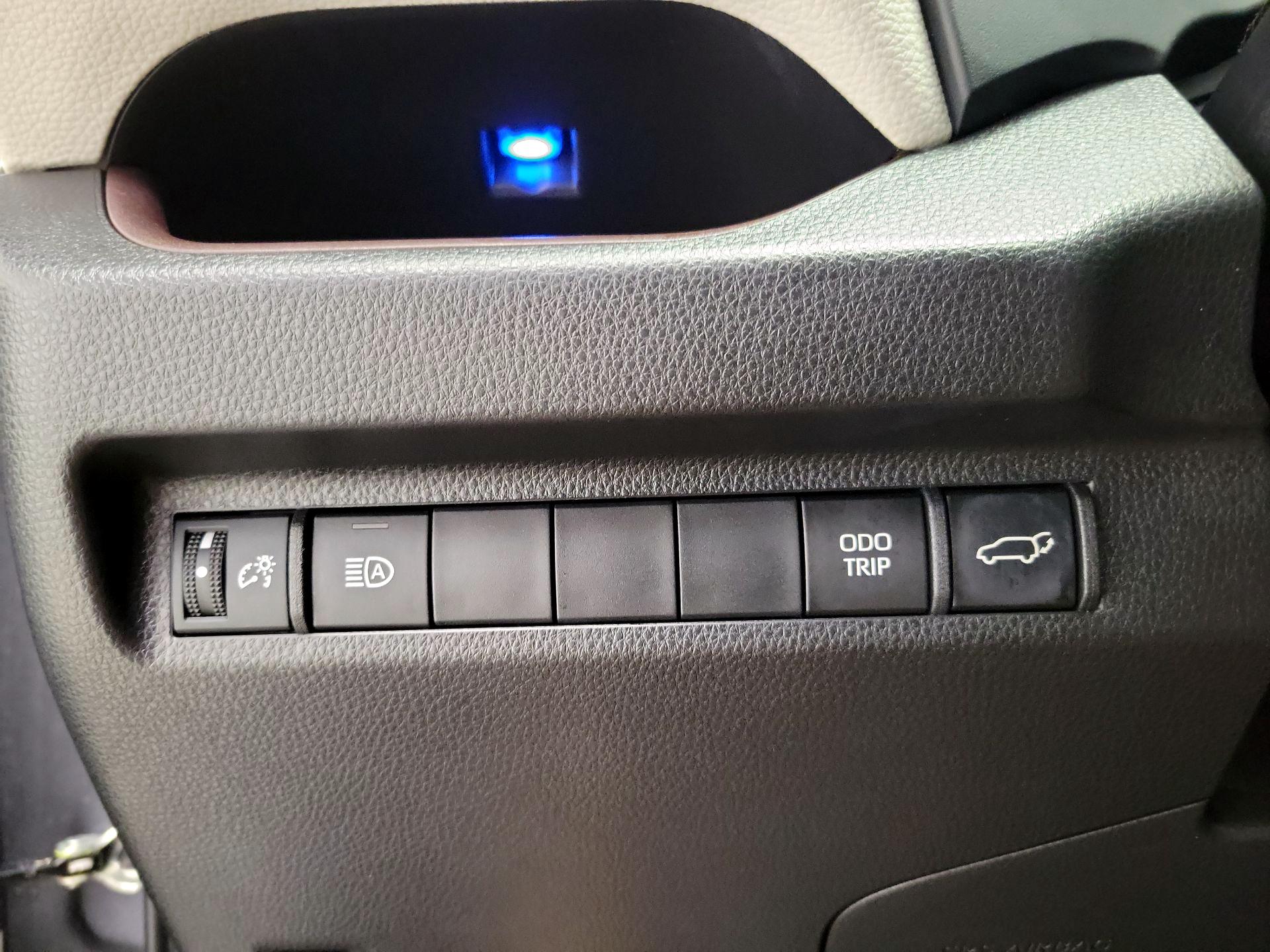 Thumbnail: 2023 Toyota RAV4 - 13