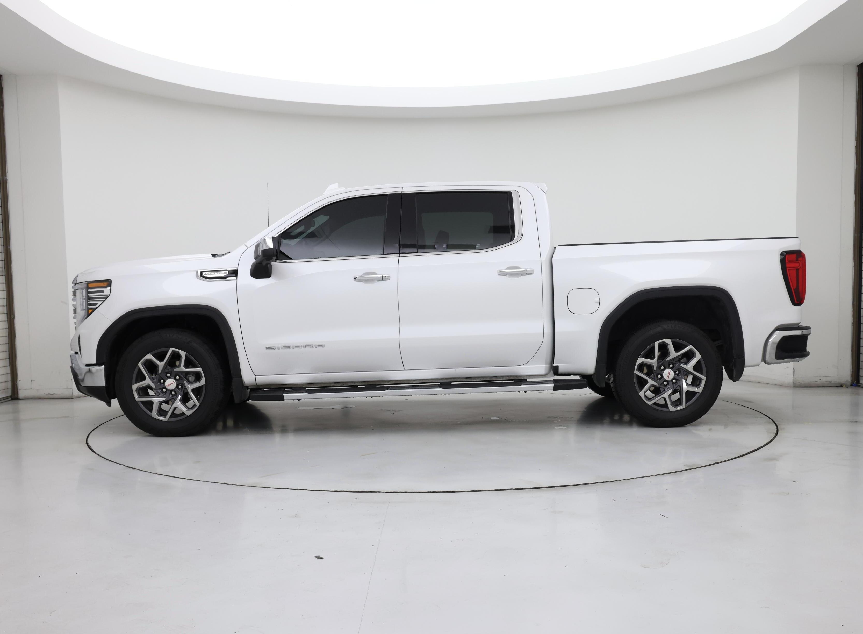 Thumbnail: 2024 GMC Sierra 1500 - 3