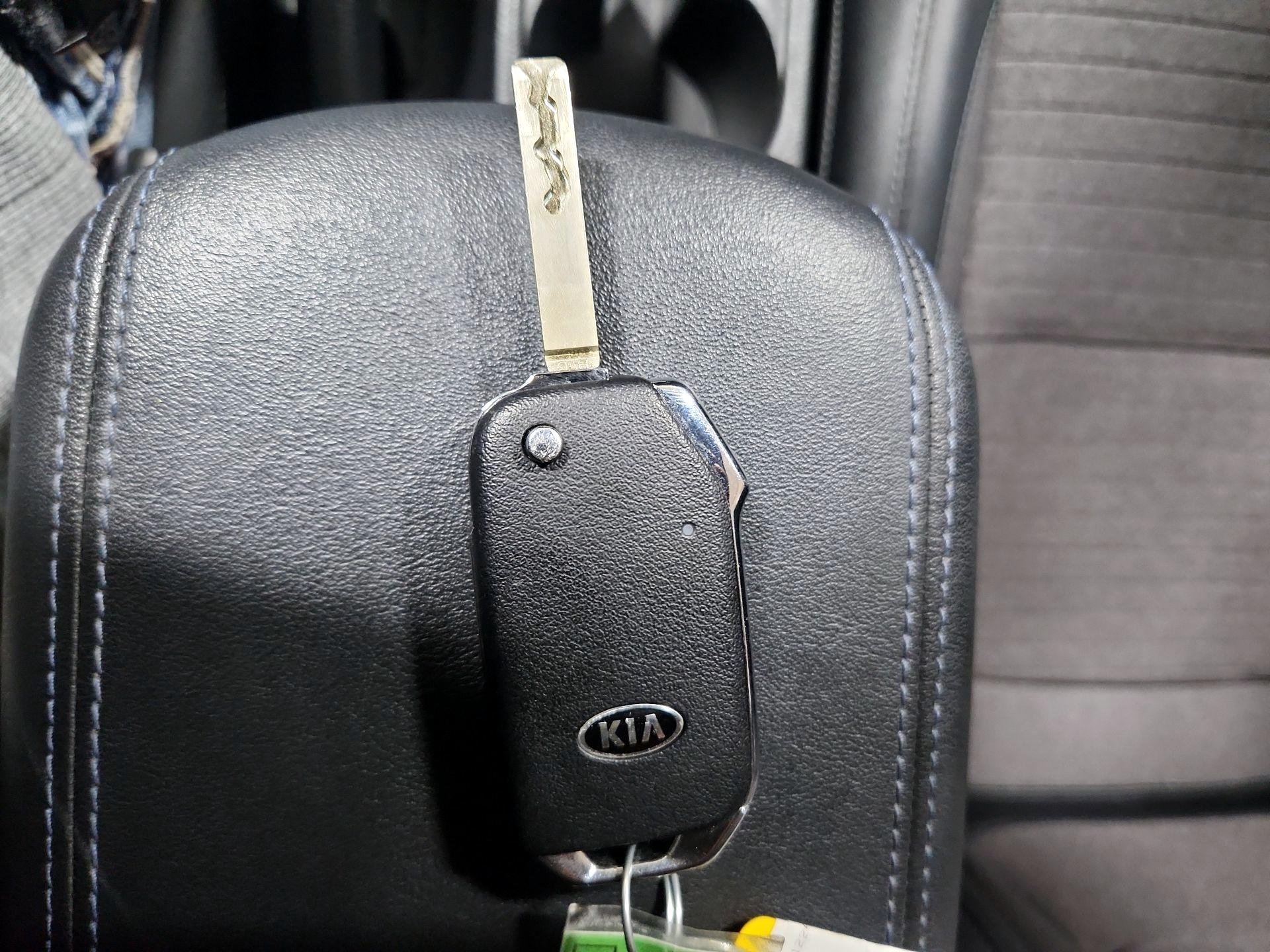 Thumbnail: 2021 Kia Seltos - 18