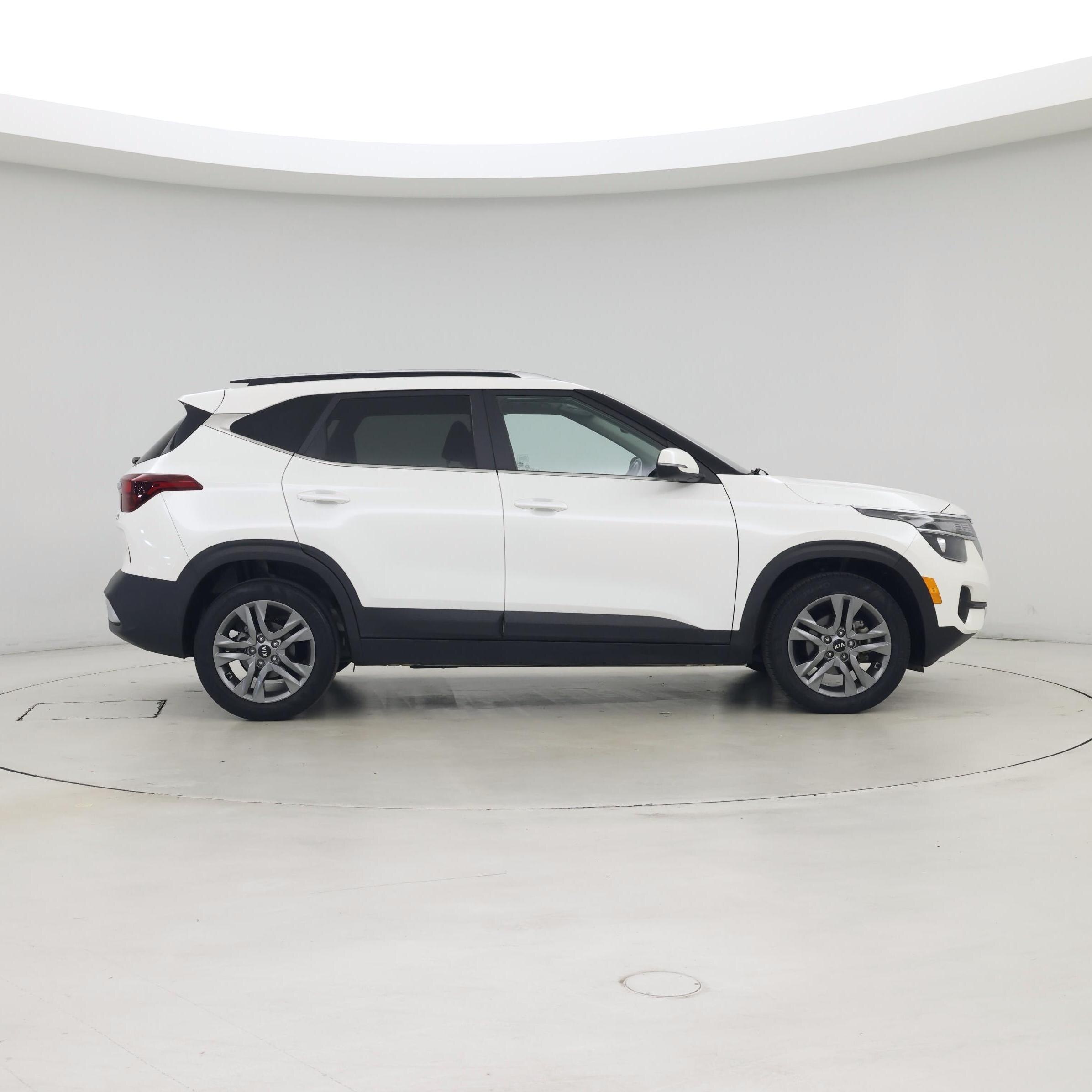 Thumbnail: 2021 Kia Seltos - 7