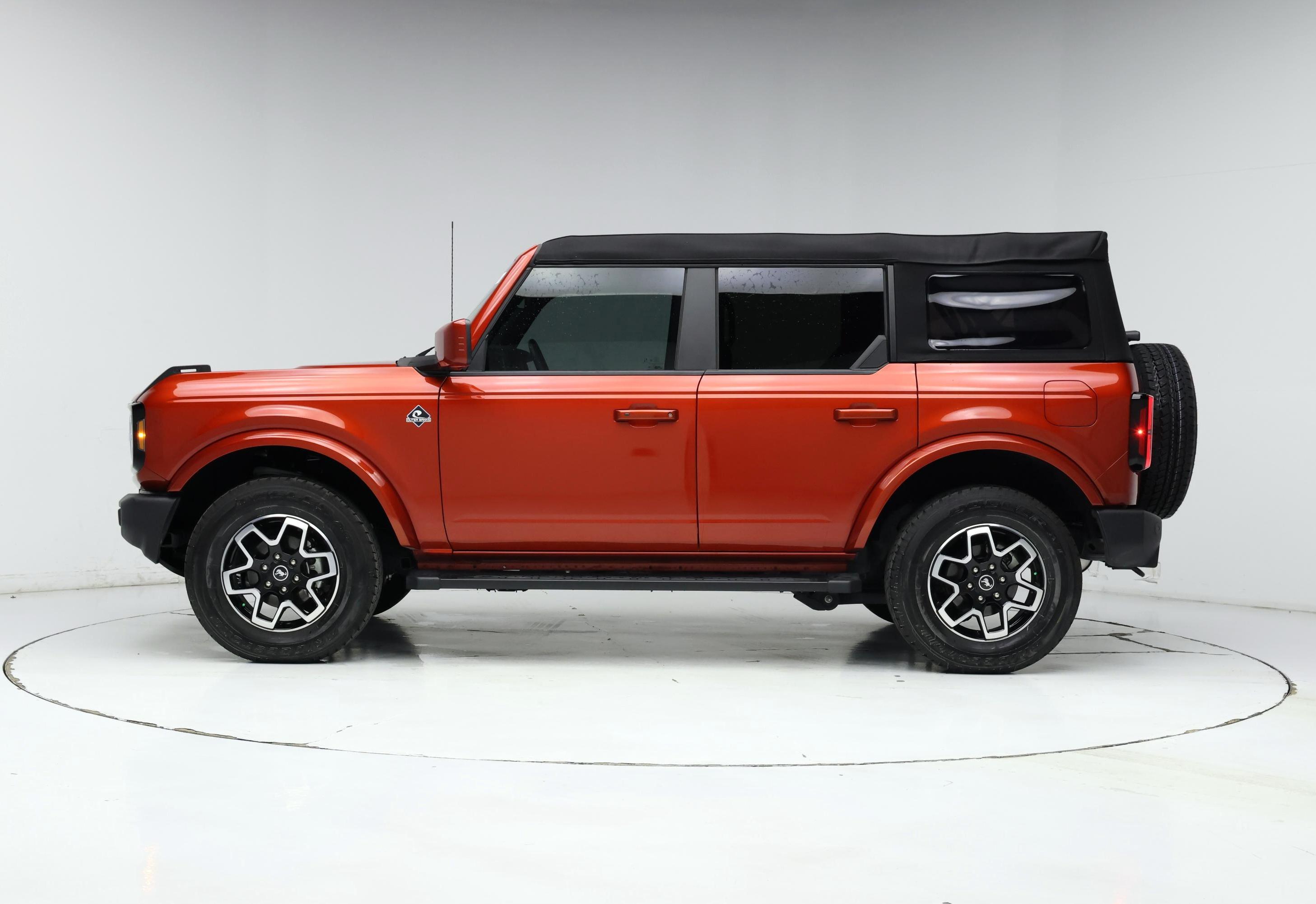 Thumbnail: 2024 Ford Bronco - 3