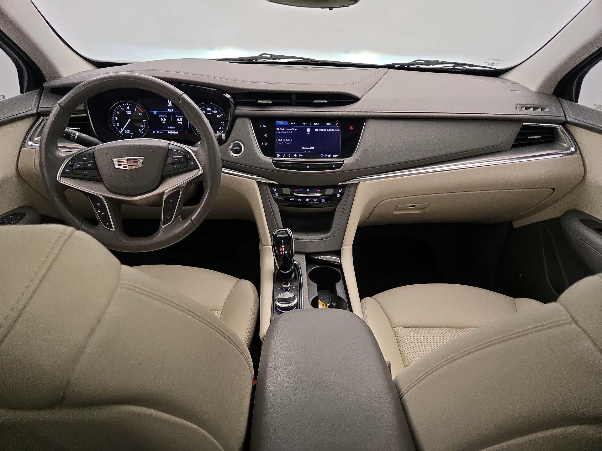 Thumbnail: 2020 Cadillac XT5 - 9