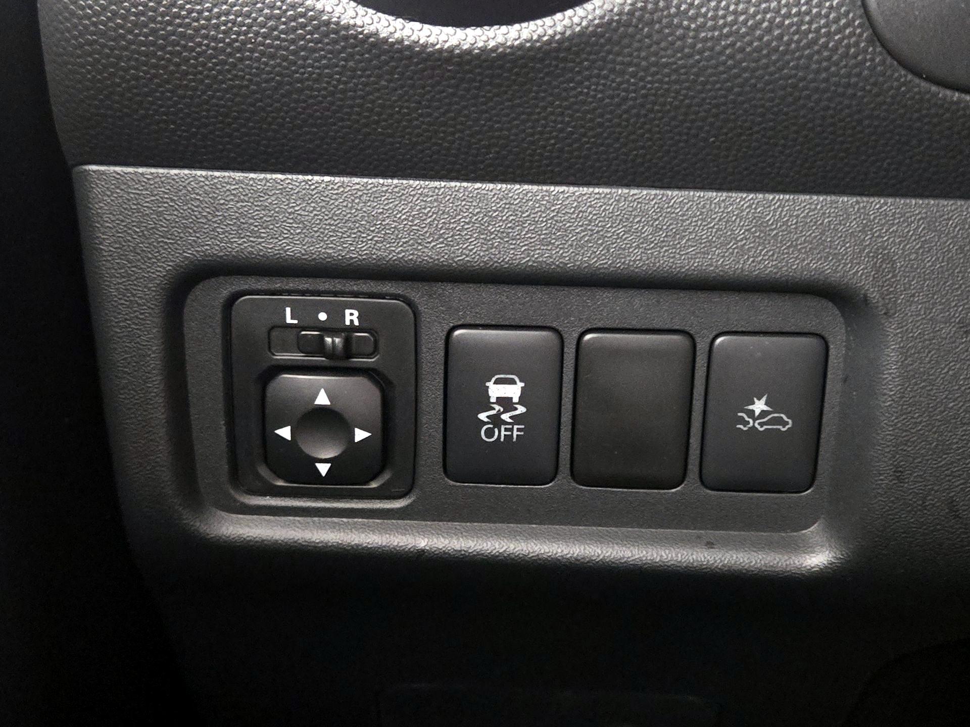 Thumbnail: 2021 Mitsubishi Mirage - 13